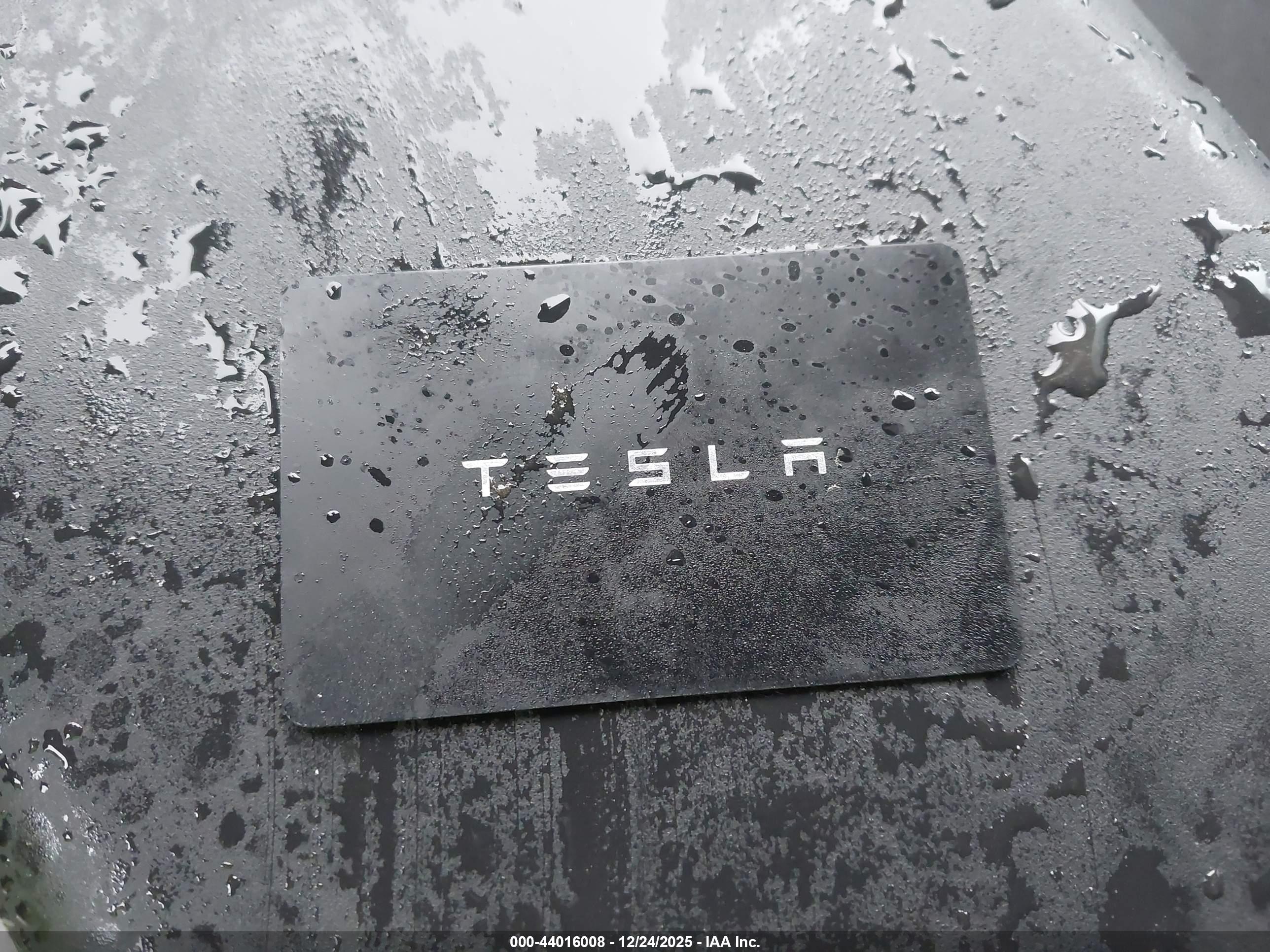 TESLA MODEL image 11
