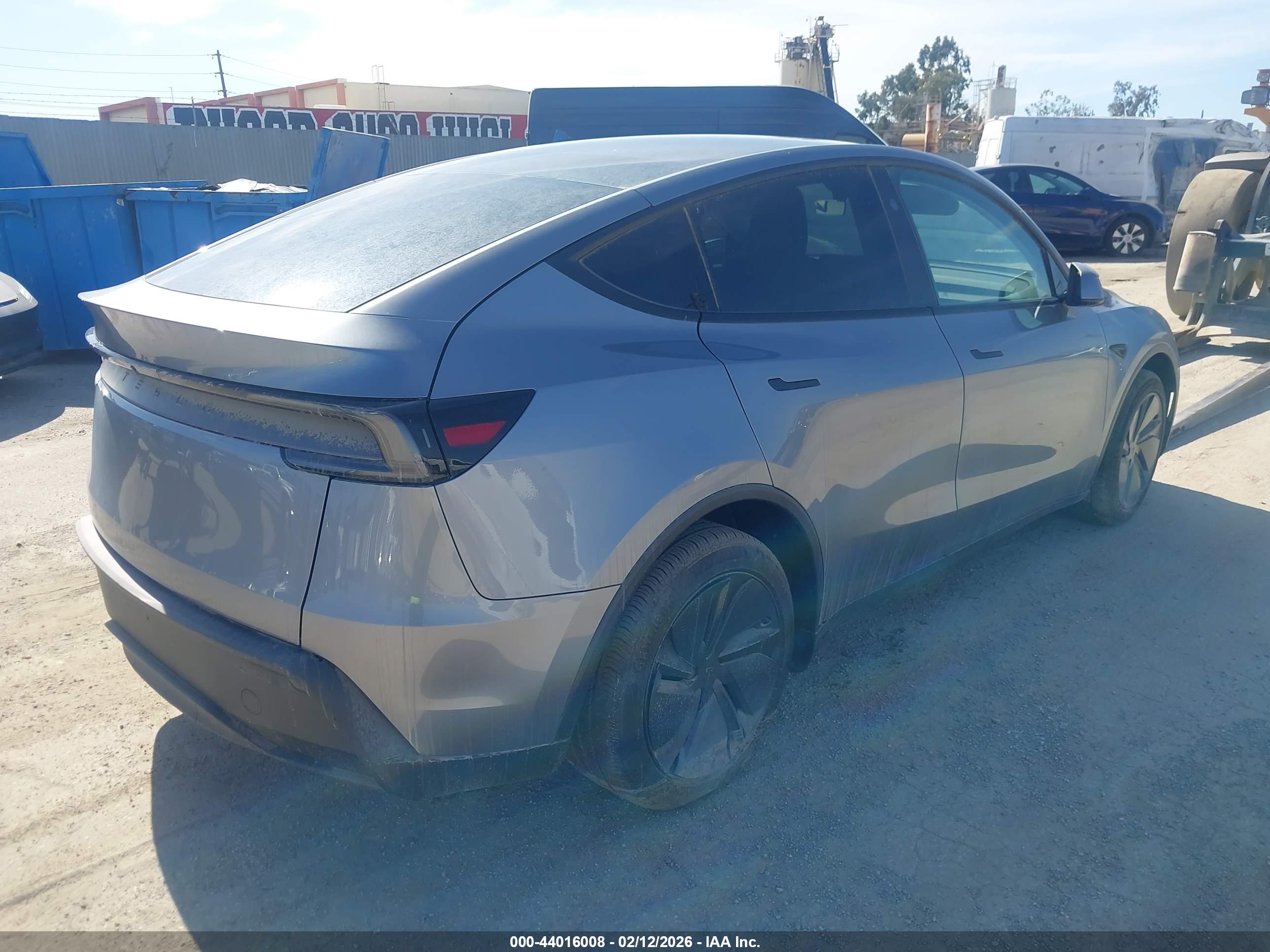 TESLA MODEL image 4