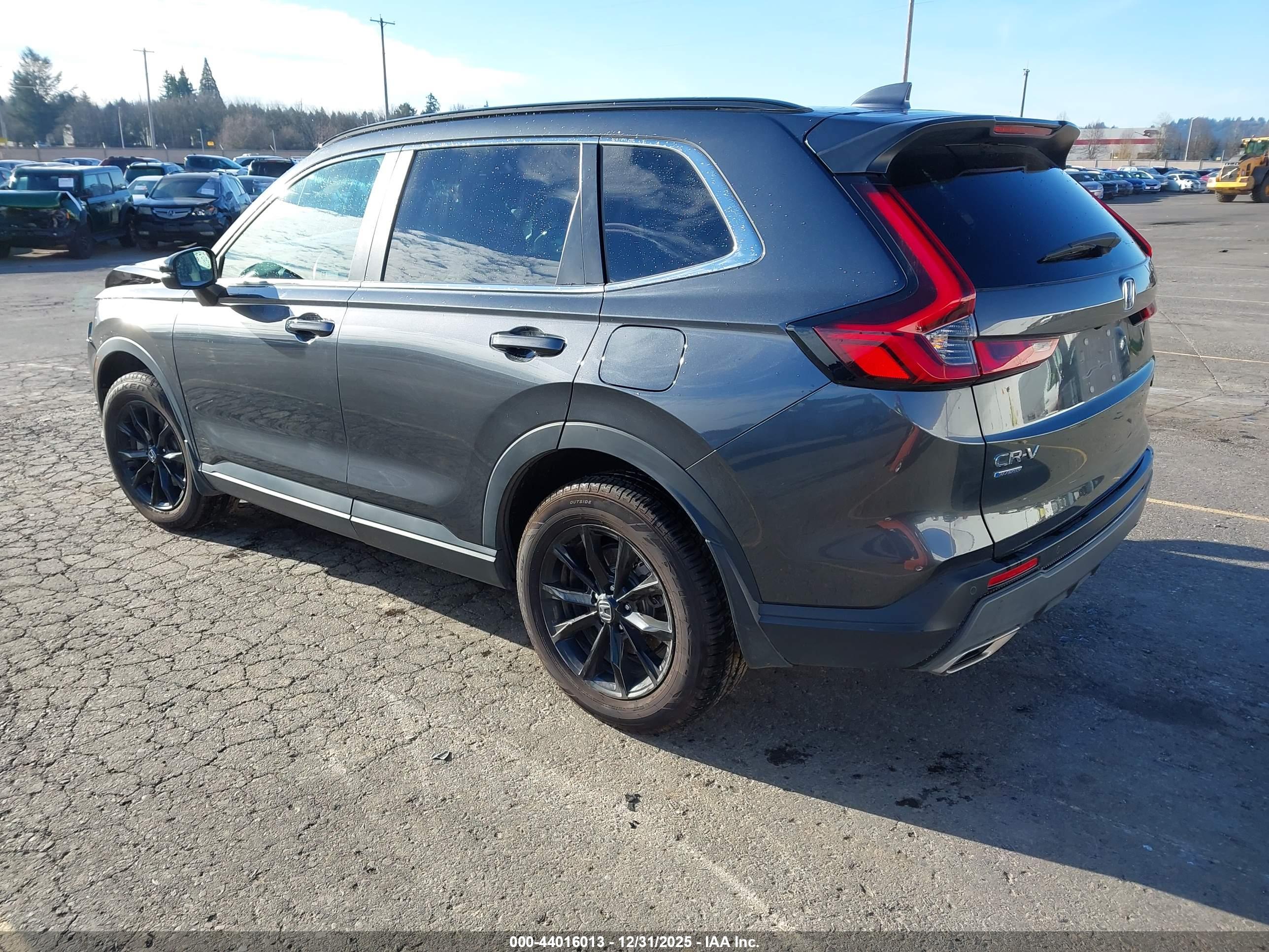 HONDA CR-V image 3