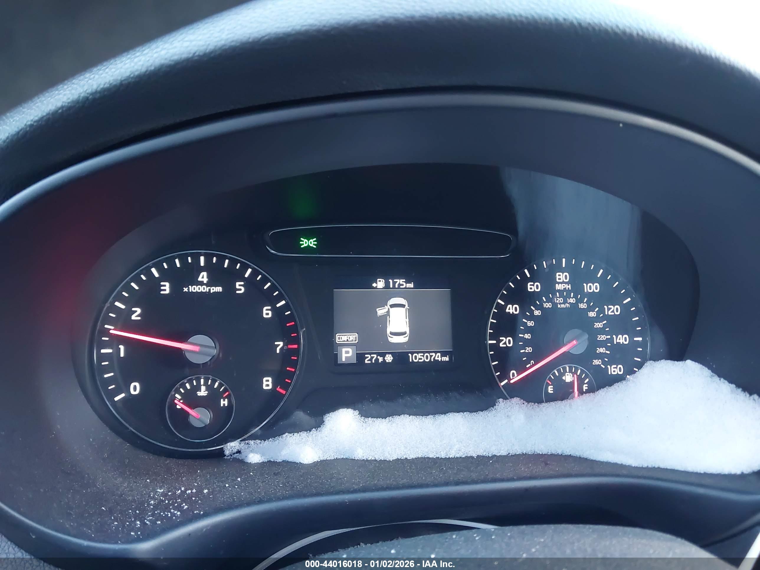 KIA SORENTO image 7