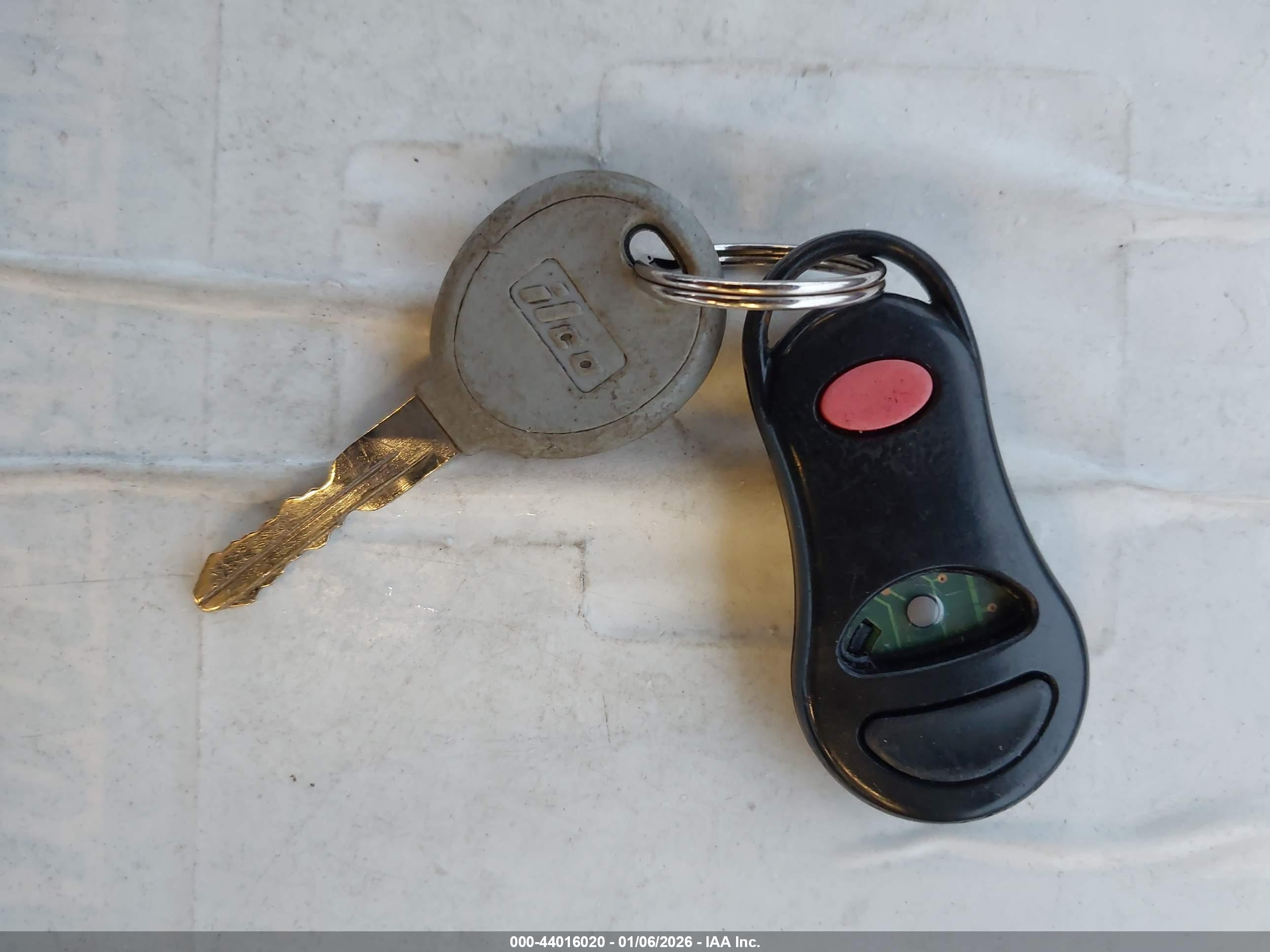 JEEP CHEROKEE image 11
