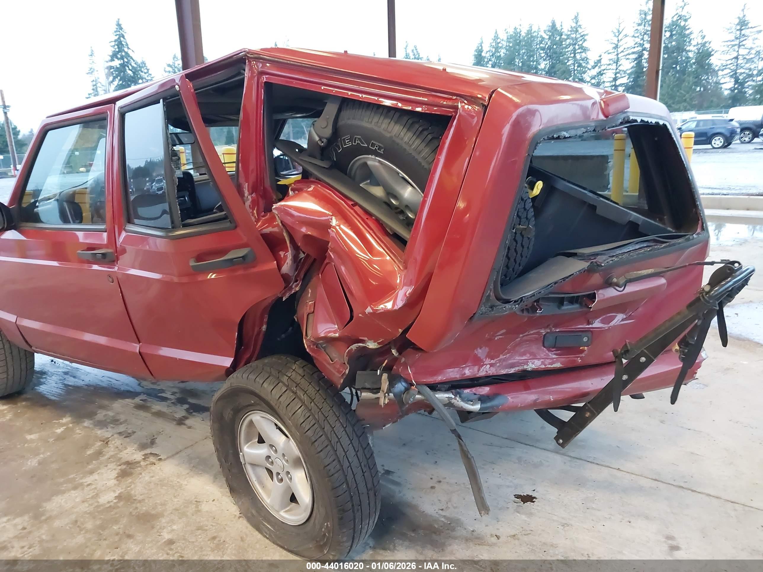 JEEP CHEROKEE image 6