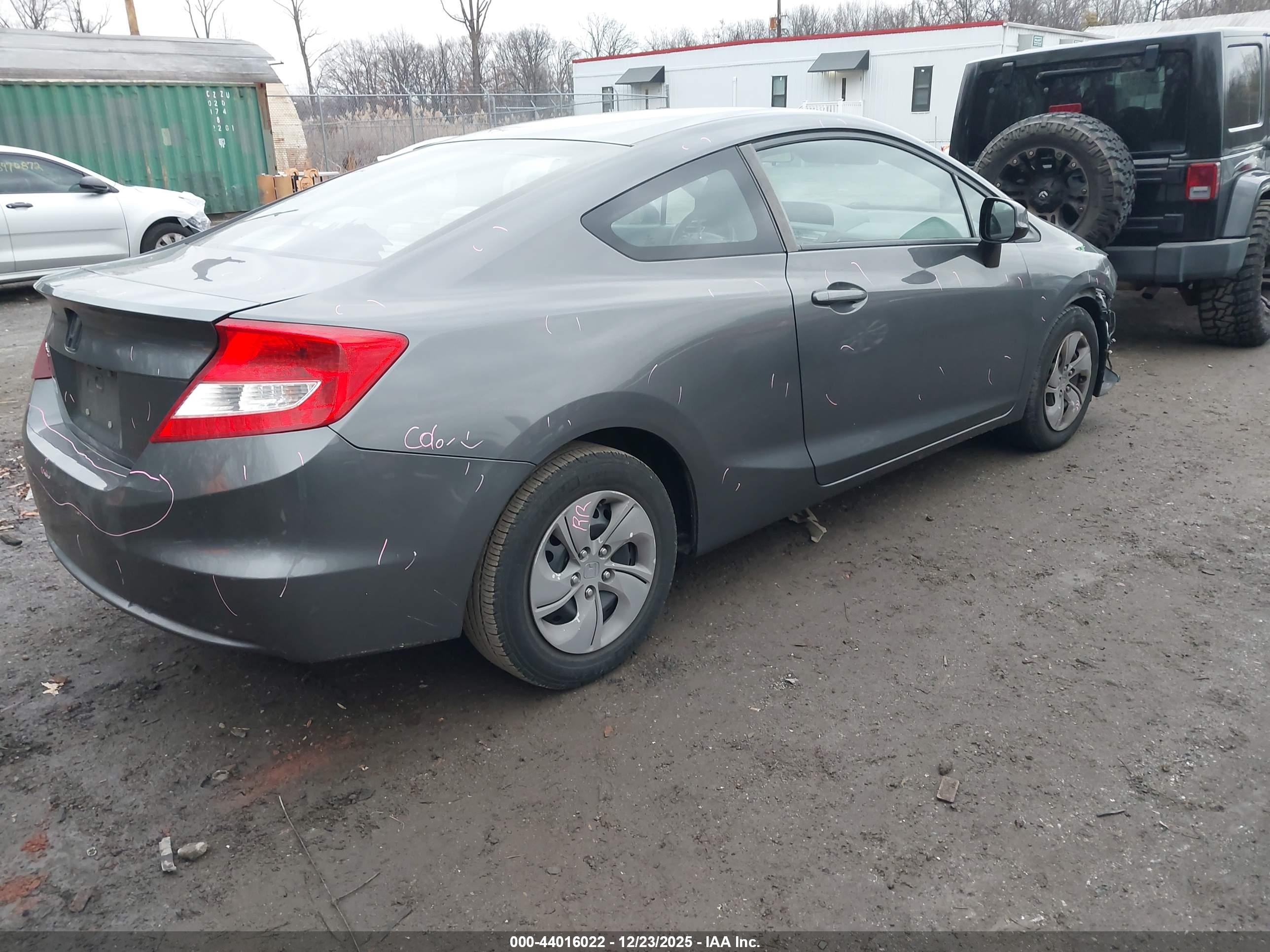HONDA CIVIC image 4
