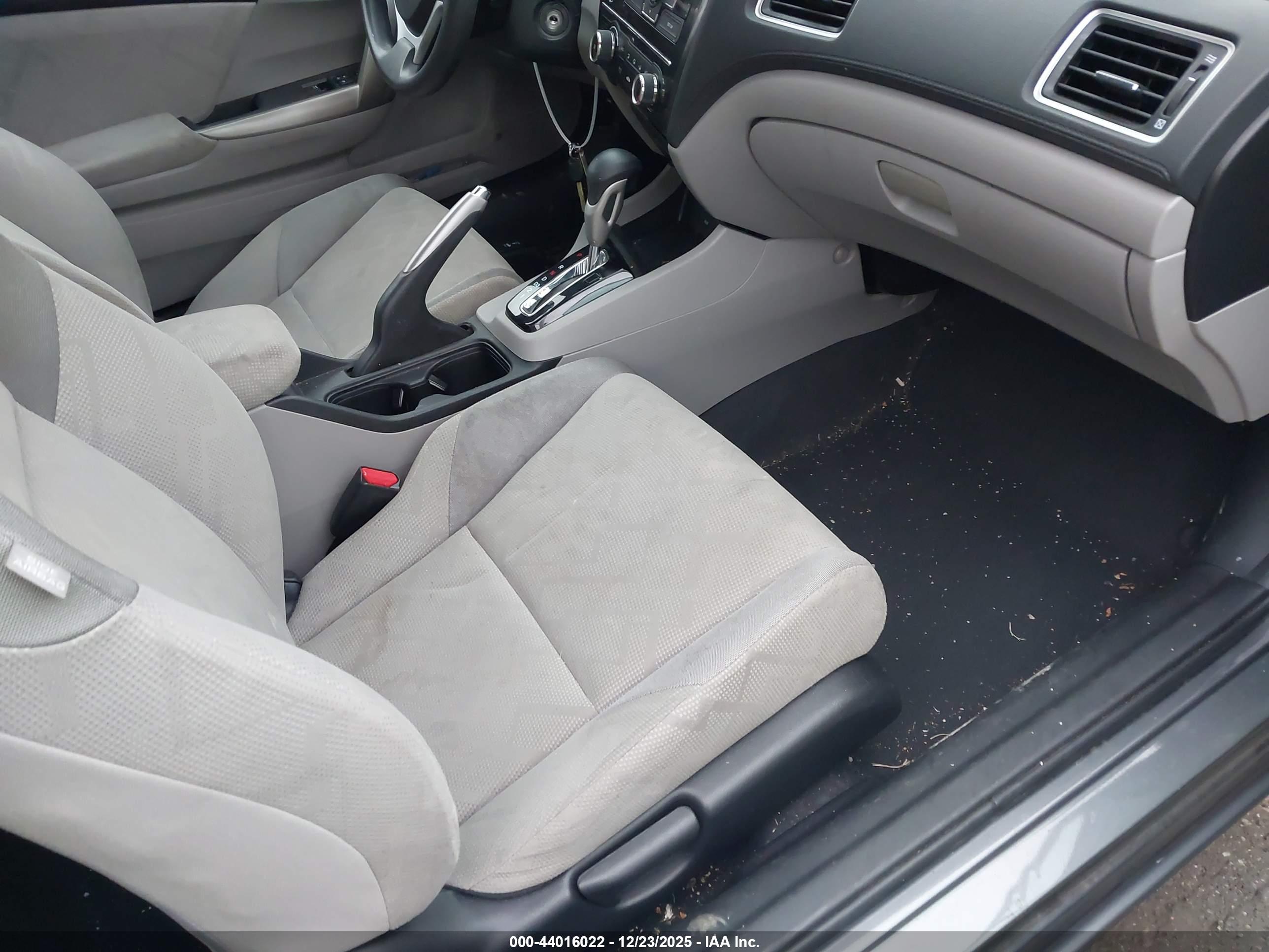 HONDA CIVIC image 5