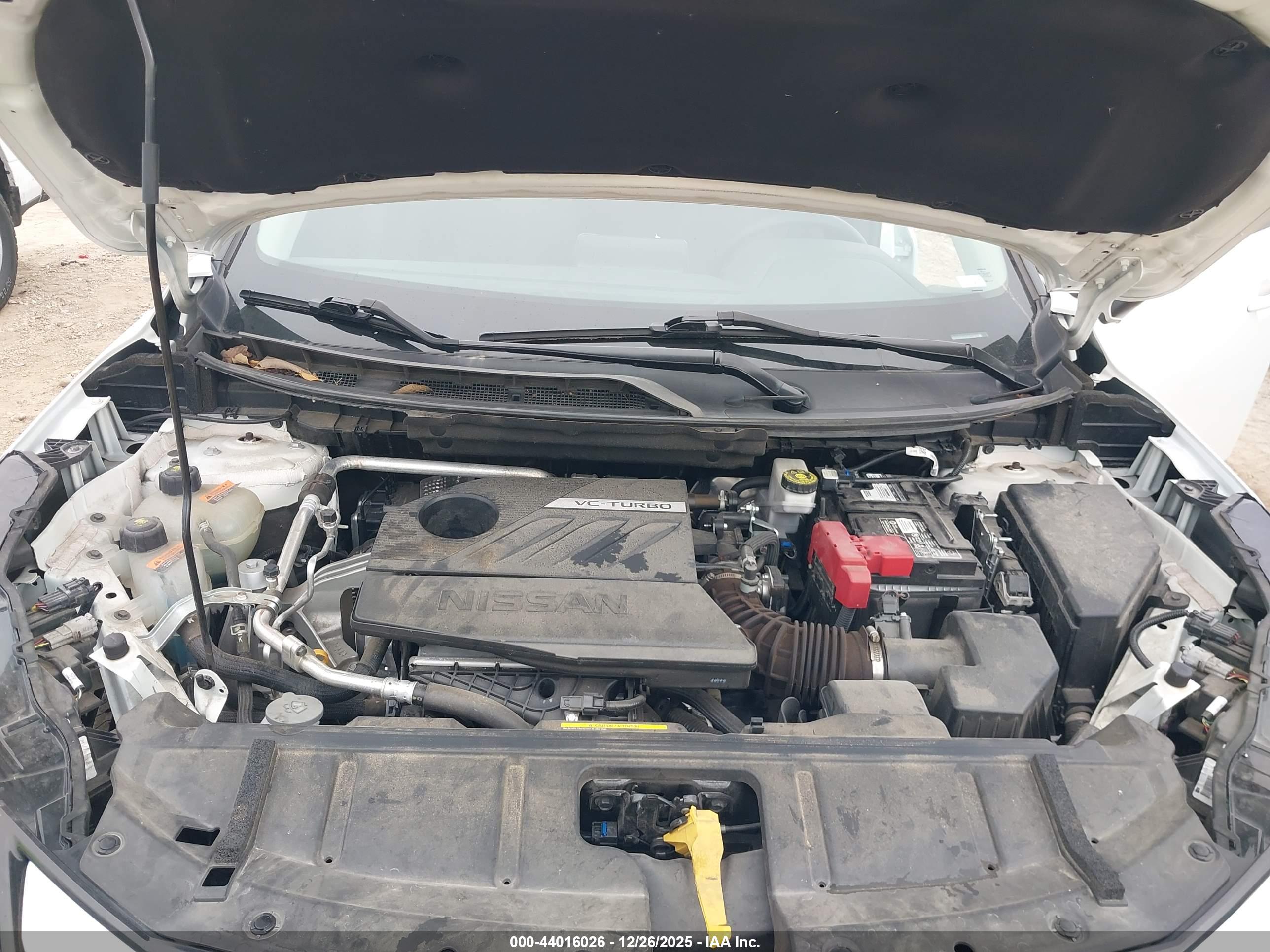 NISSAN ROGUE image 10