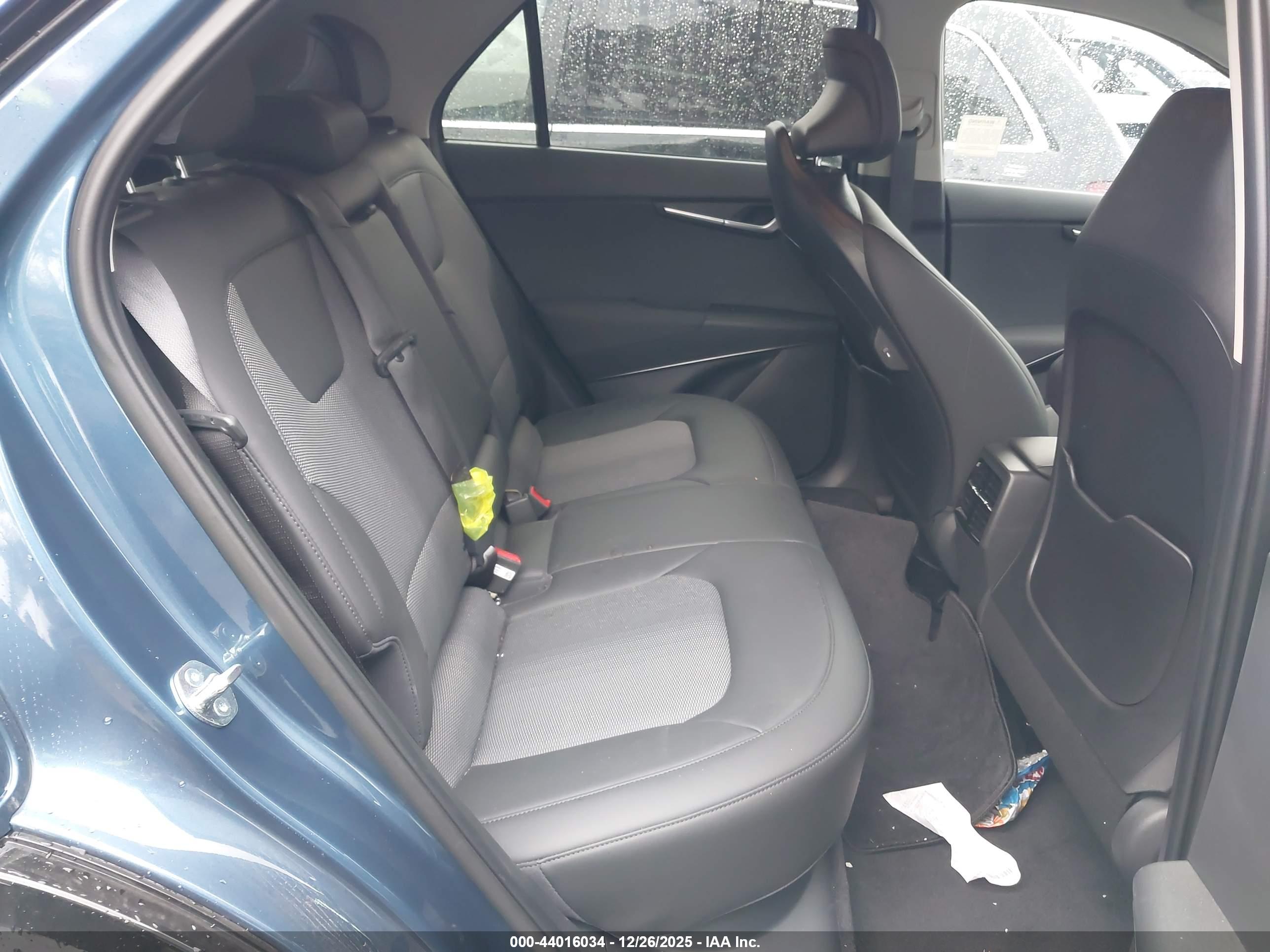 KIA NIRO image 8