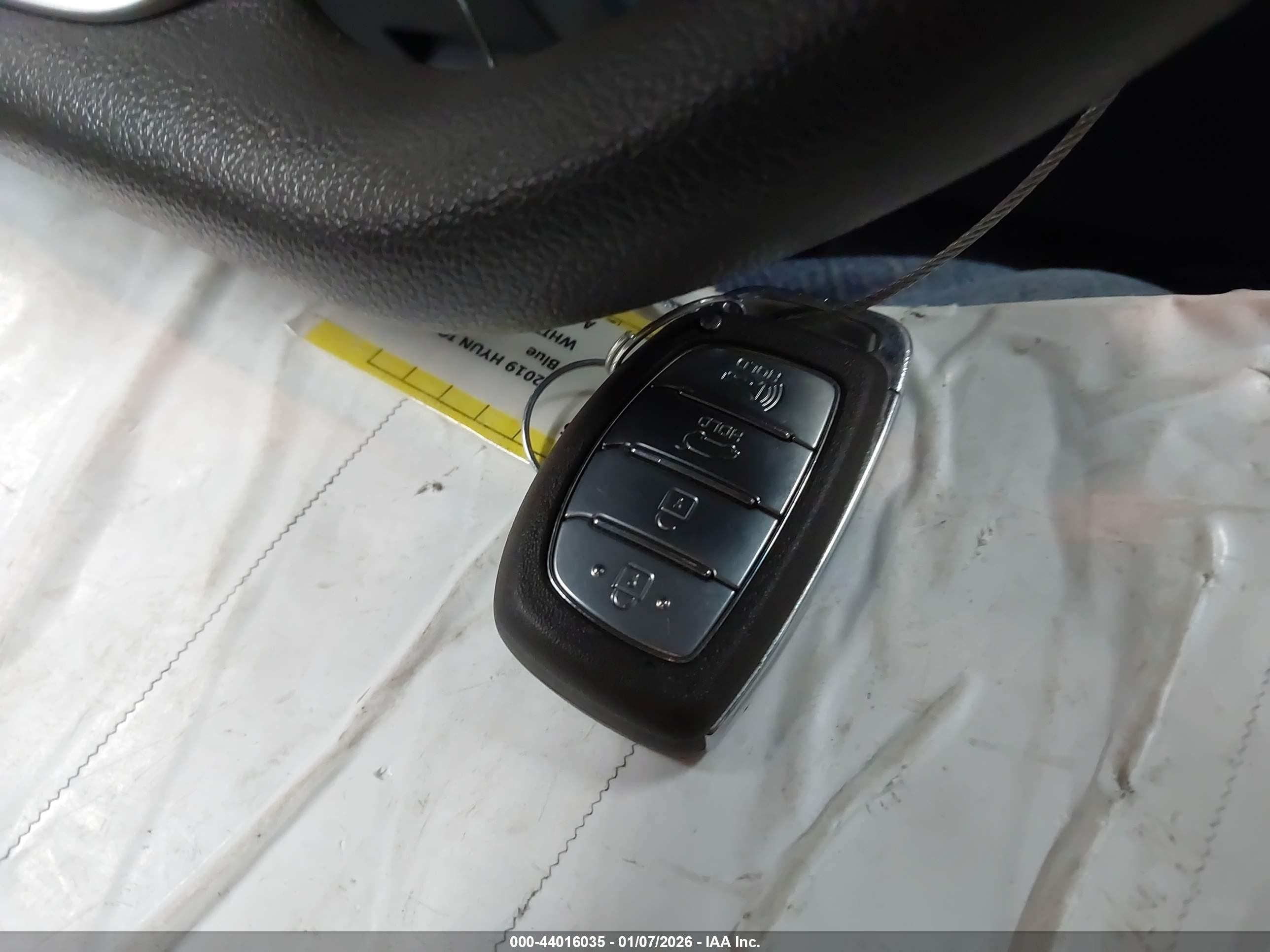 HYUNDAI IONIQ image 11