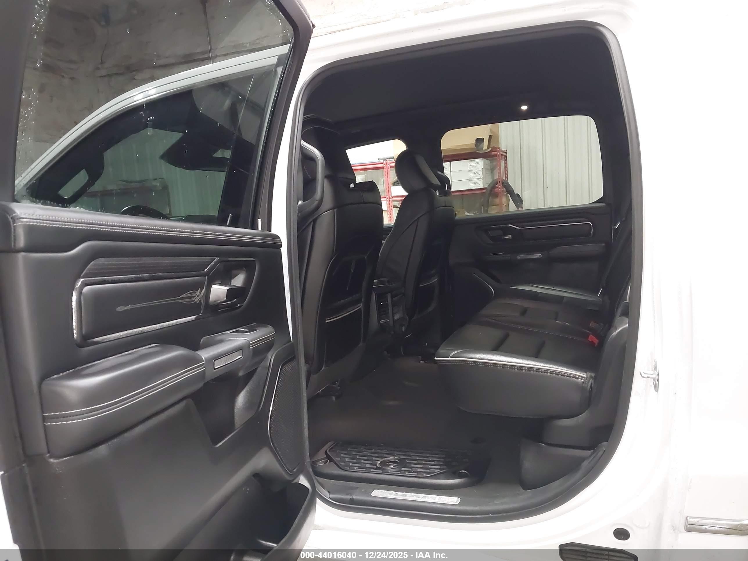 RAM 1500 image 8