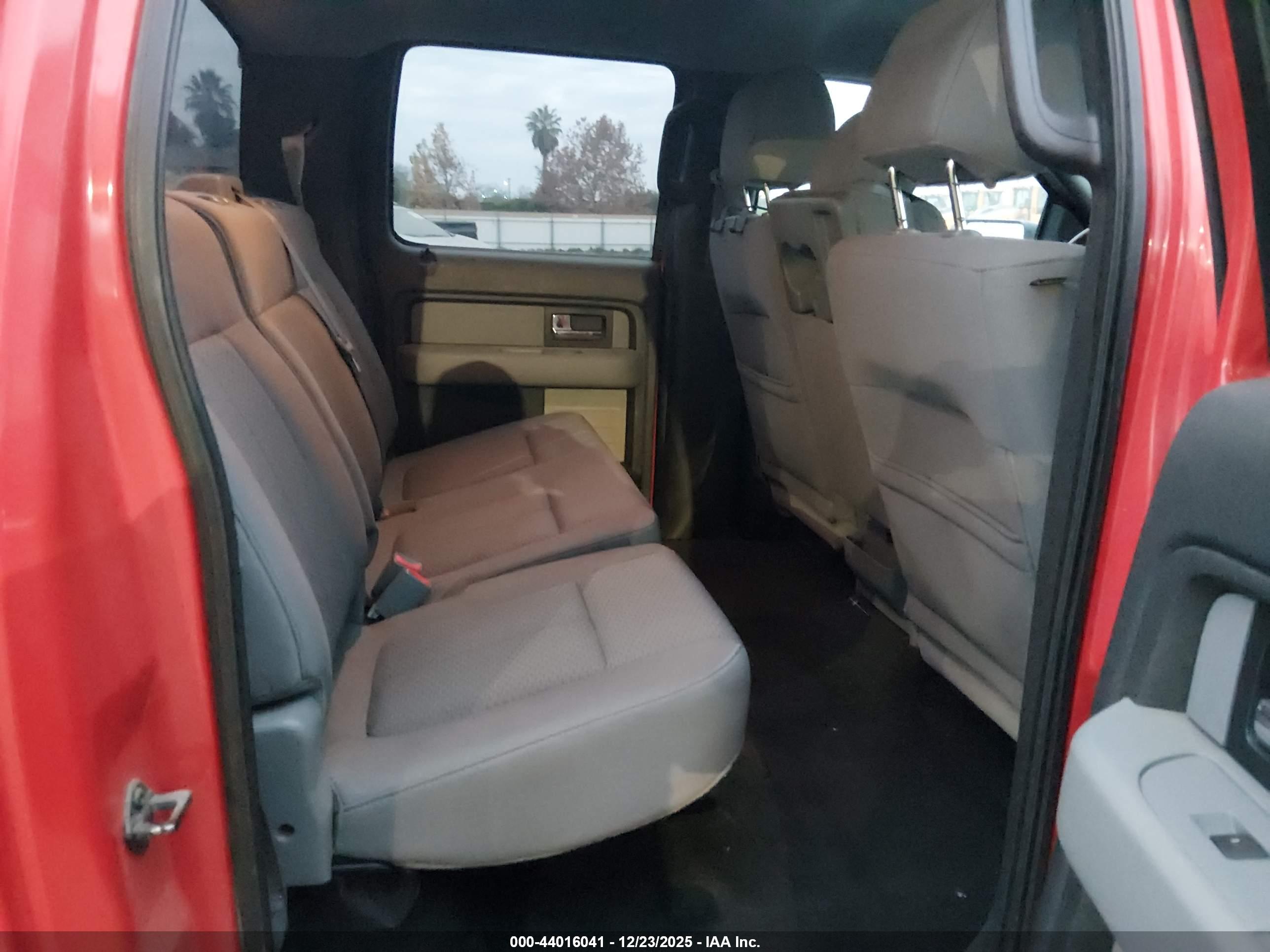 FORD F-150 image 8