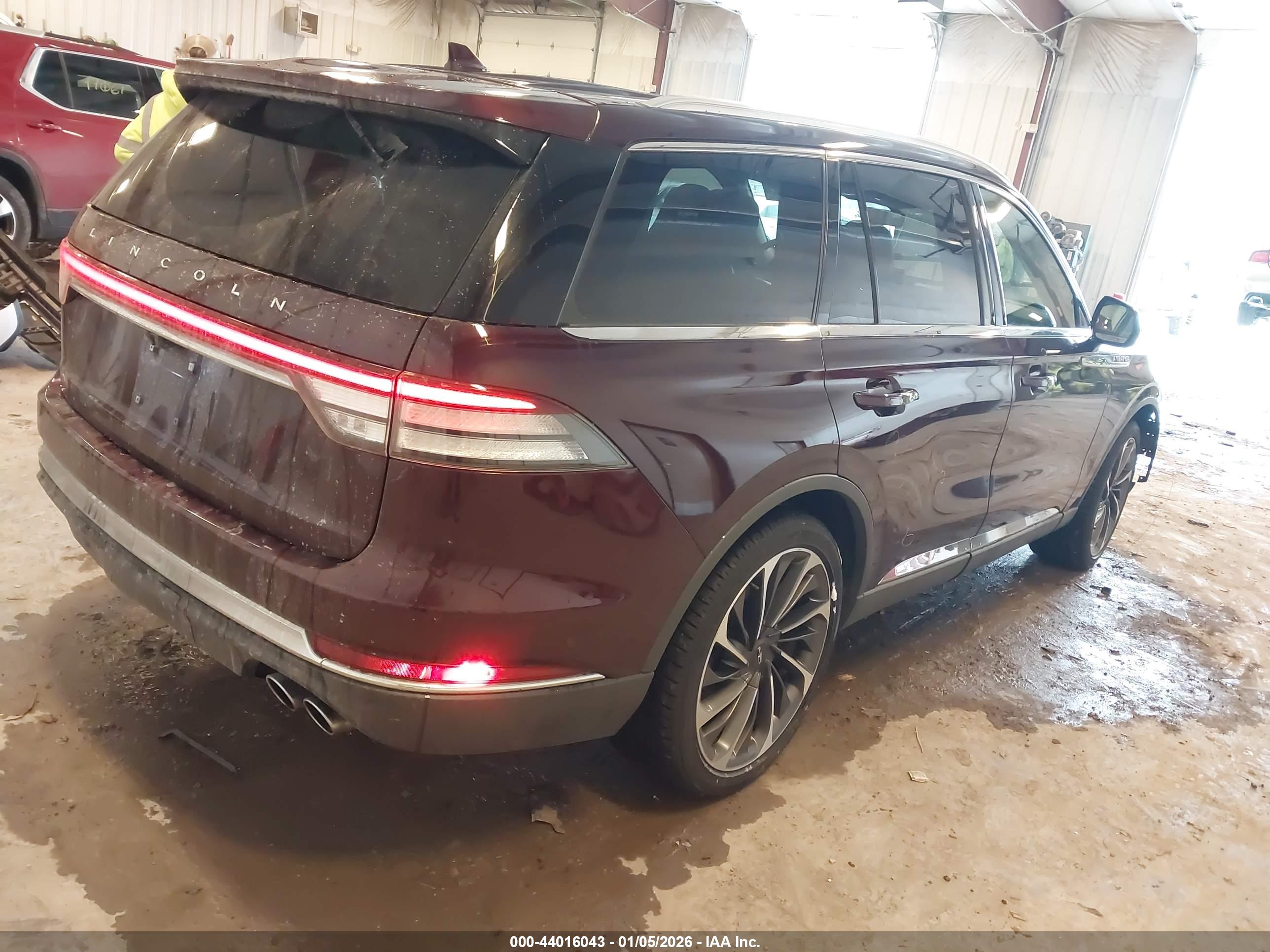 LINCOLN AVIATOR image 4