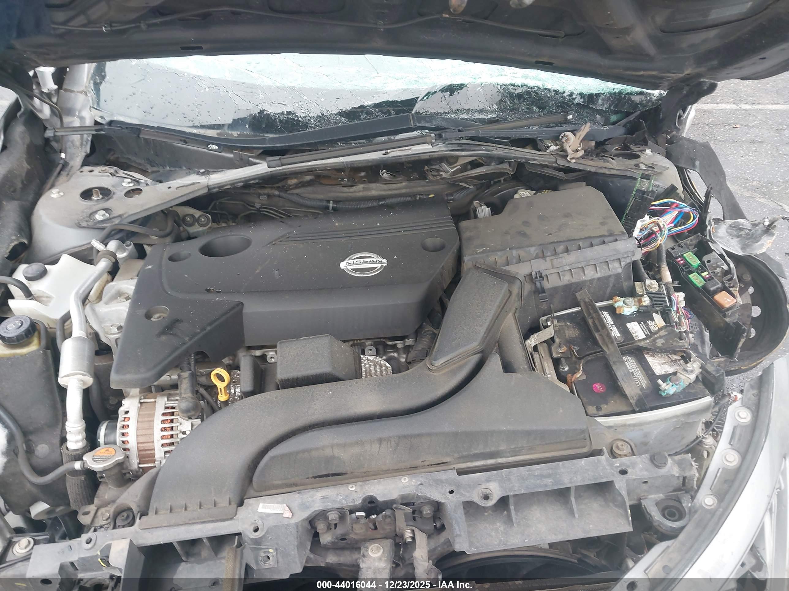 NISSAN ALTIMA image 10