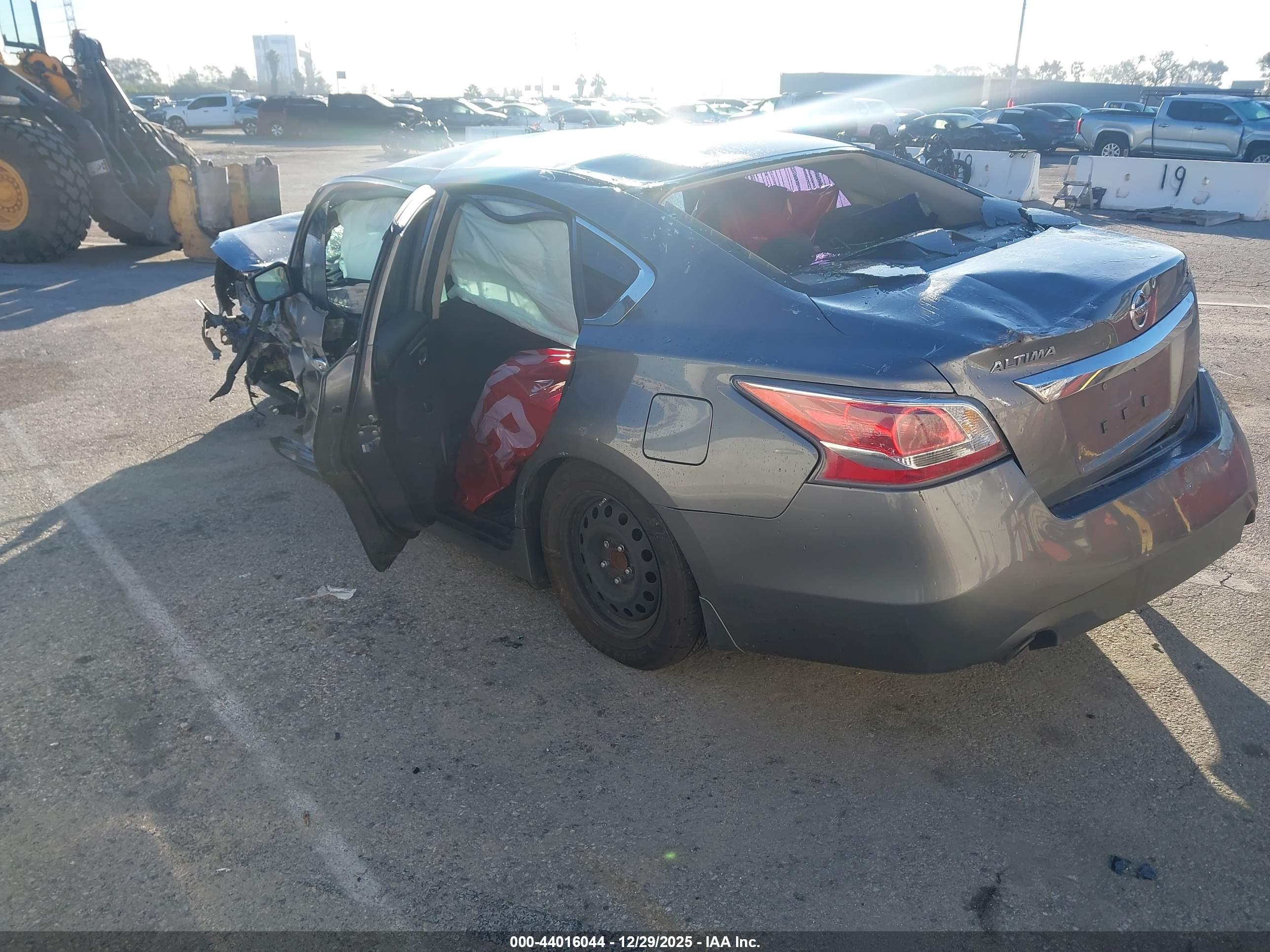 NISSAN ALTIMA image 3