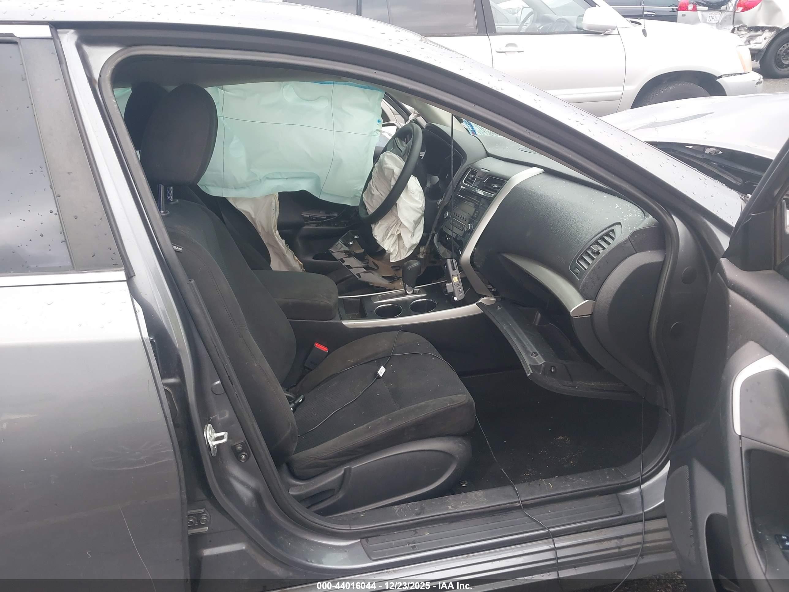 NISSAN ALTIMA image 5
