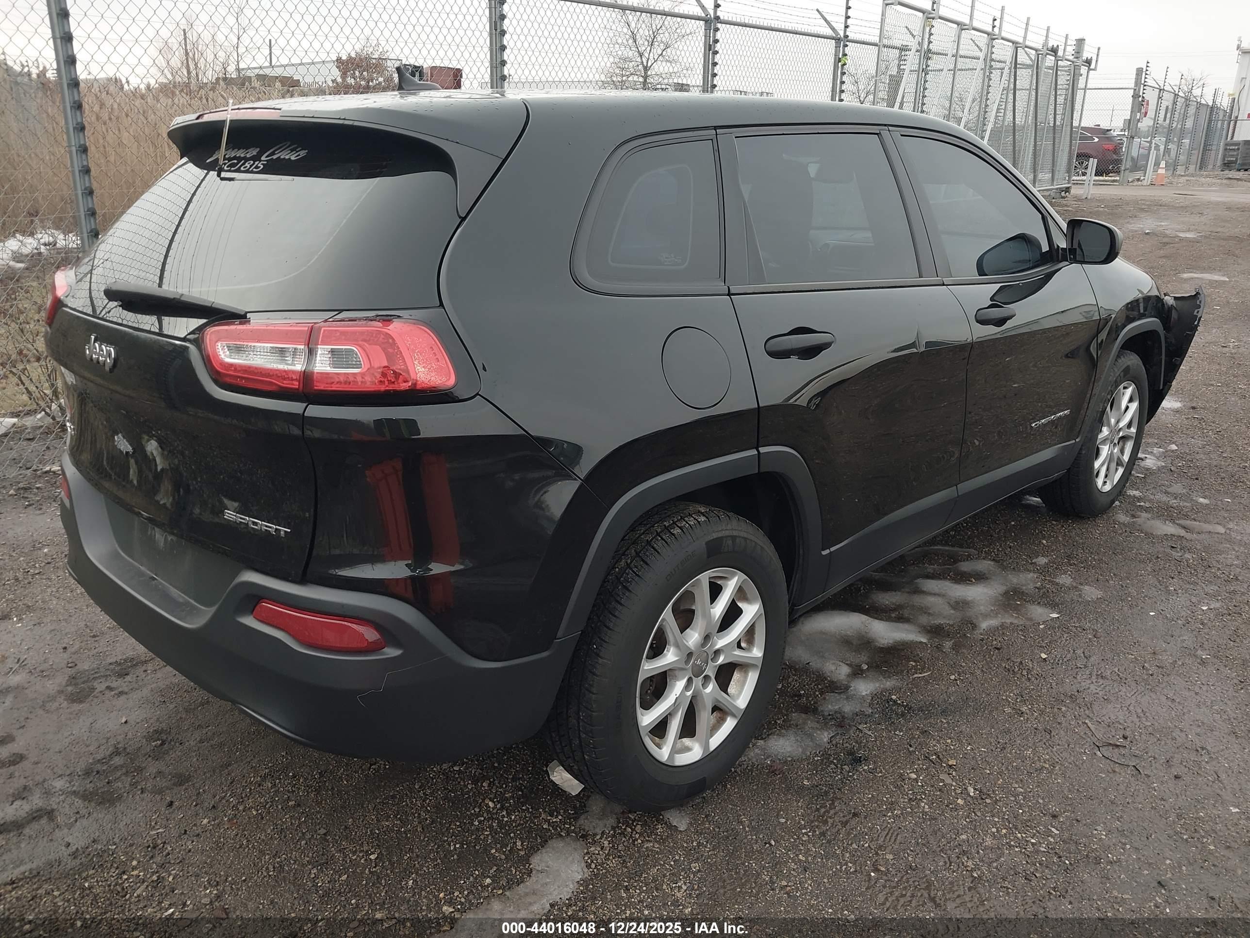 JEEP CHEROKEE image 4