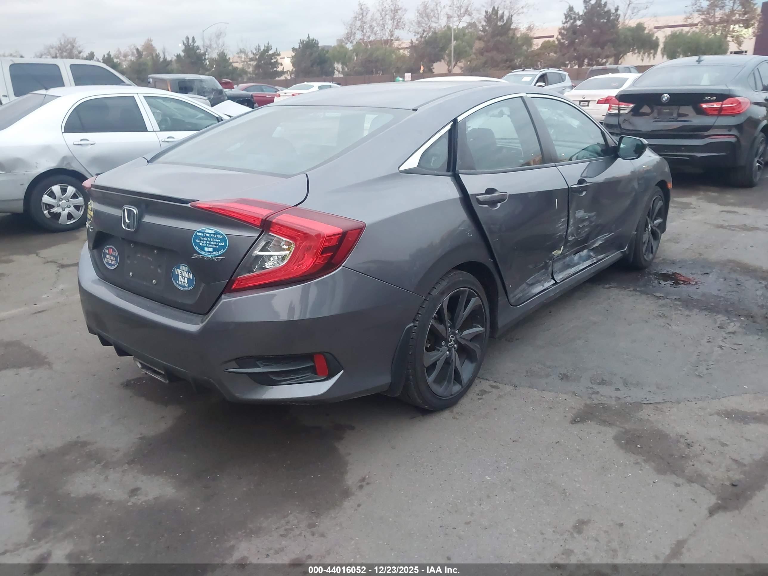 HONDA CIVIC image 4