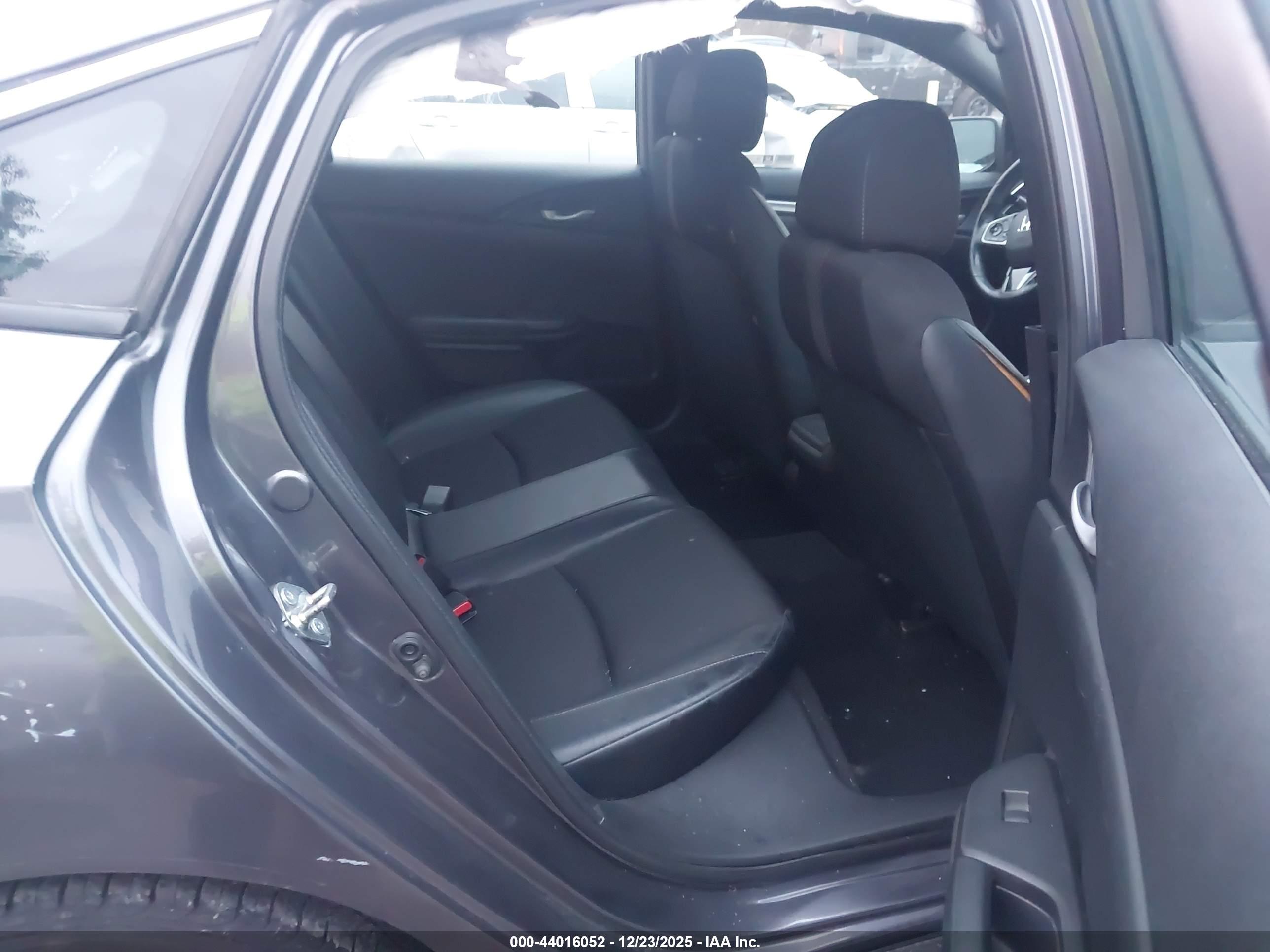 HONDA CIVIC image 8