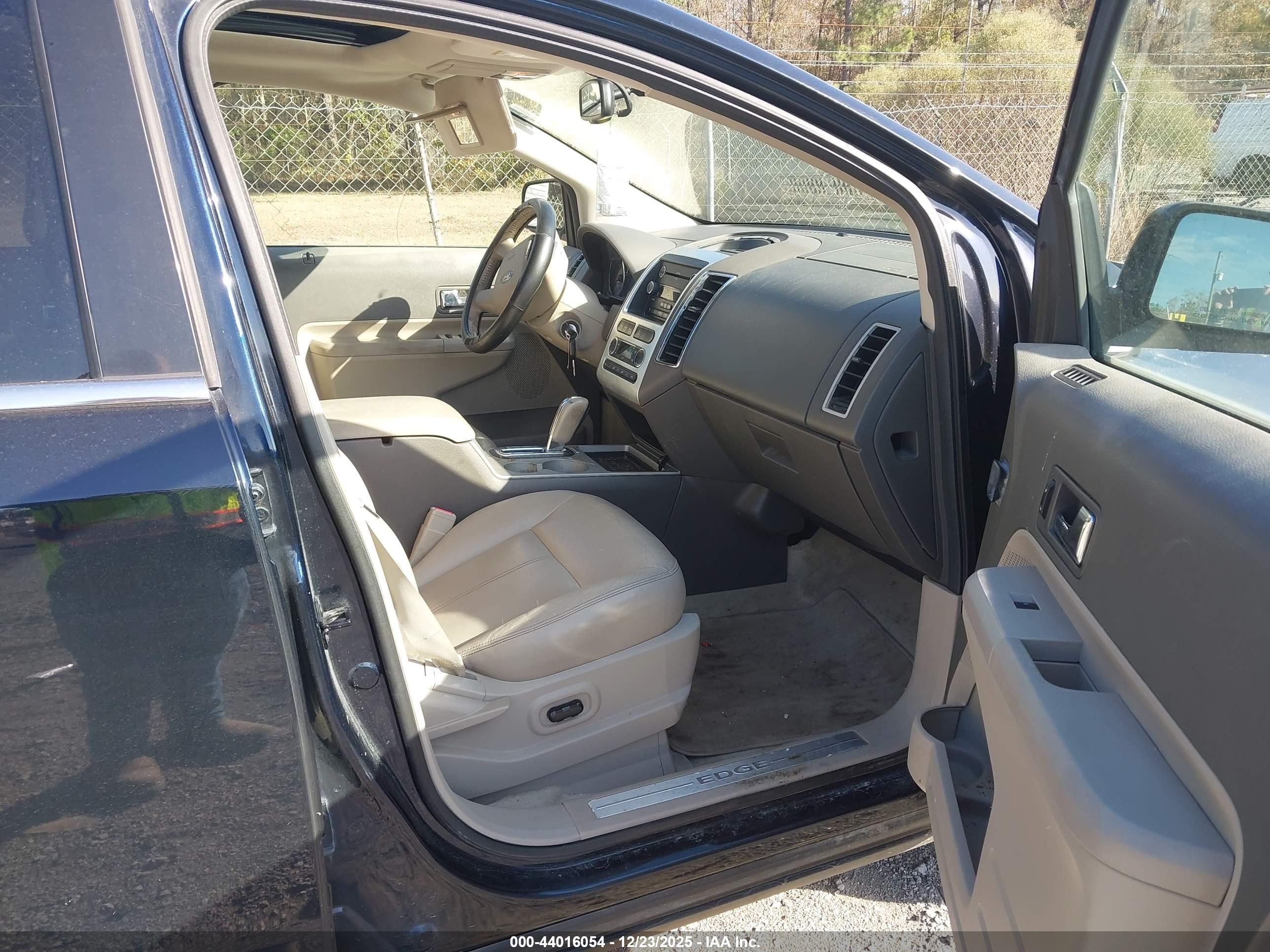FORD EDGE image 5