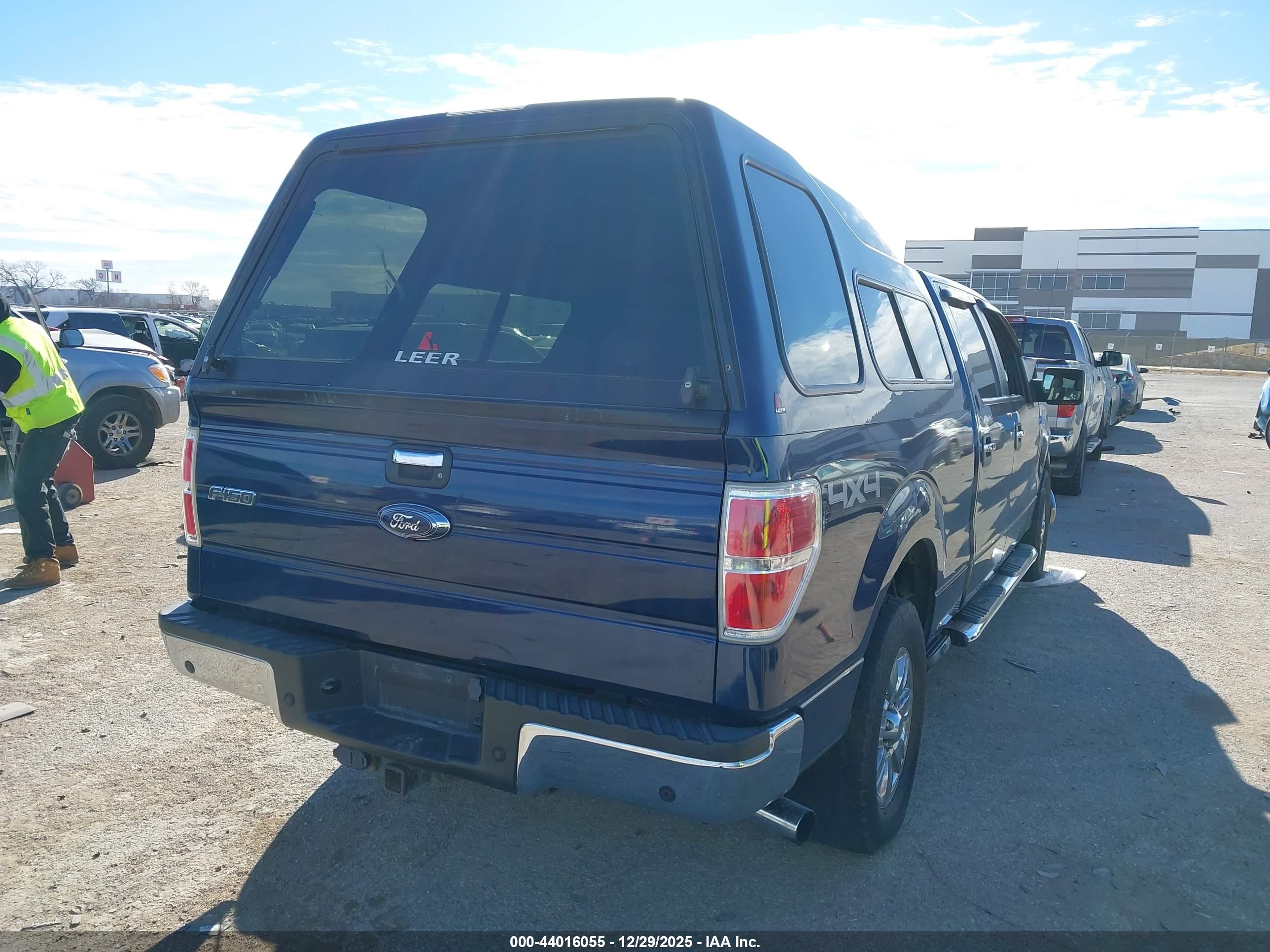 FORD F-150 image 4