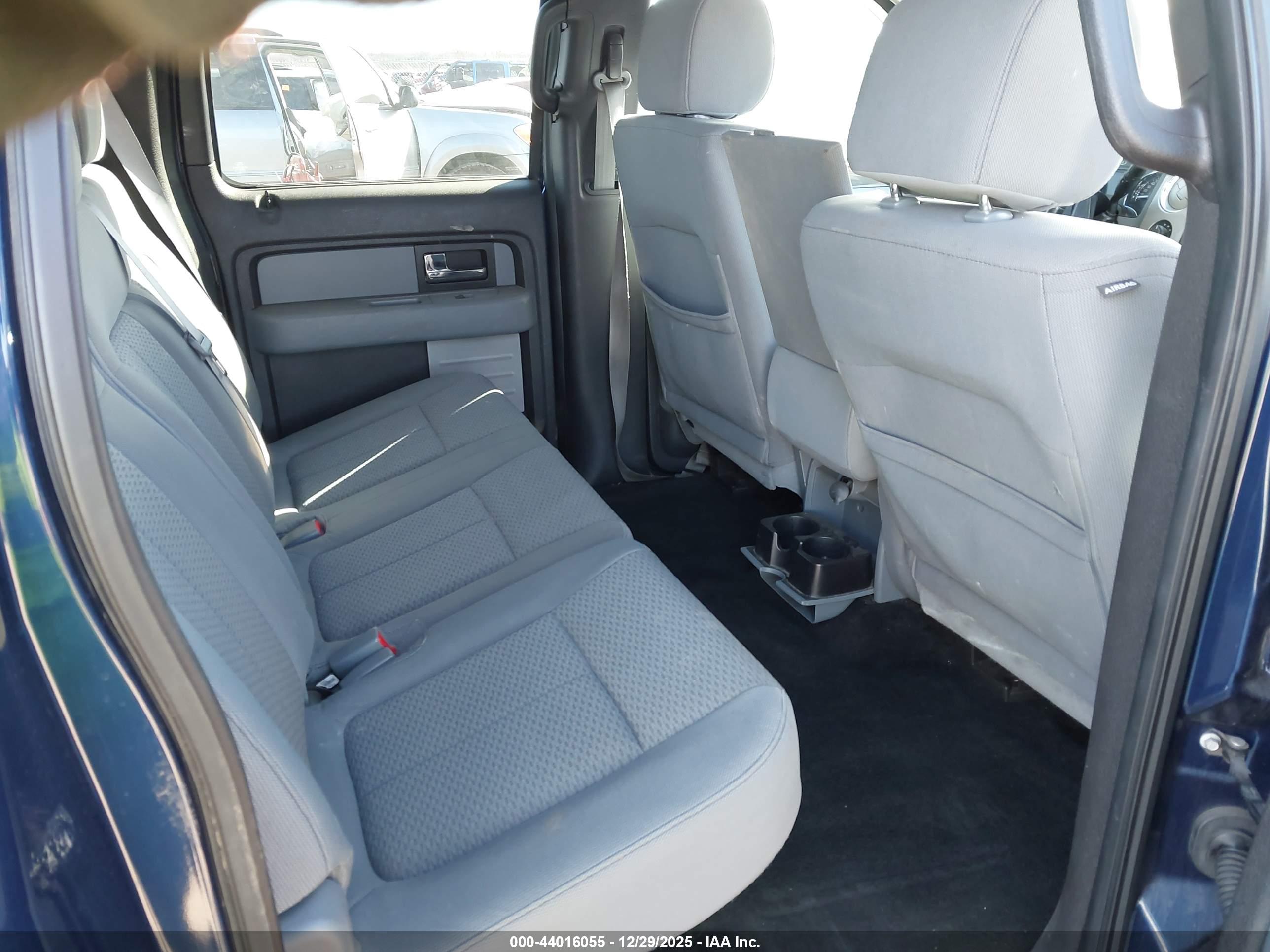 FORD F-150 image 8