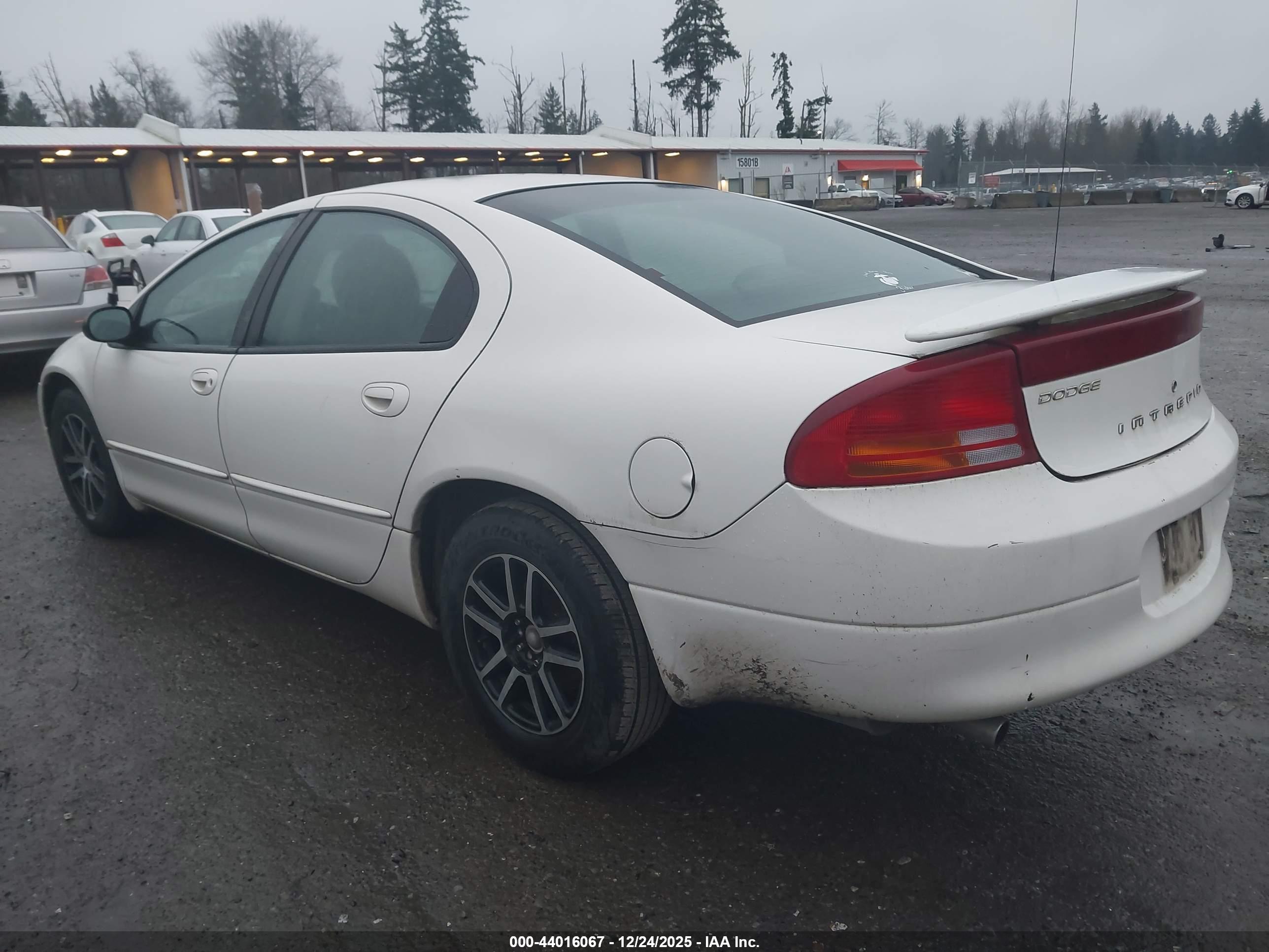 DODGE INTREPID image 3