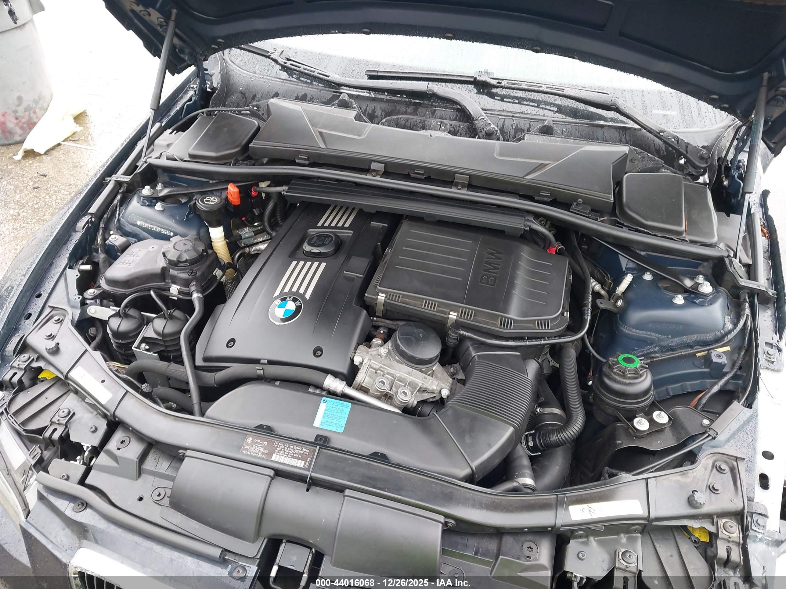 BMW 335I image 10