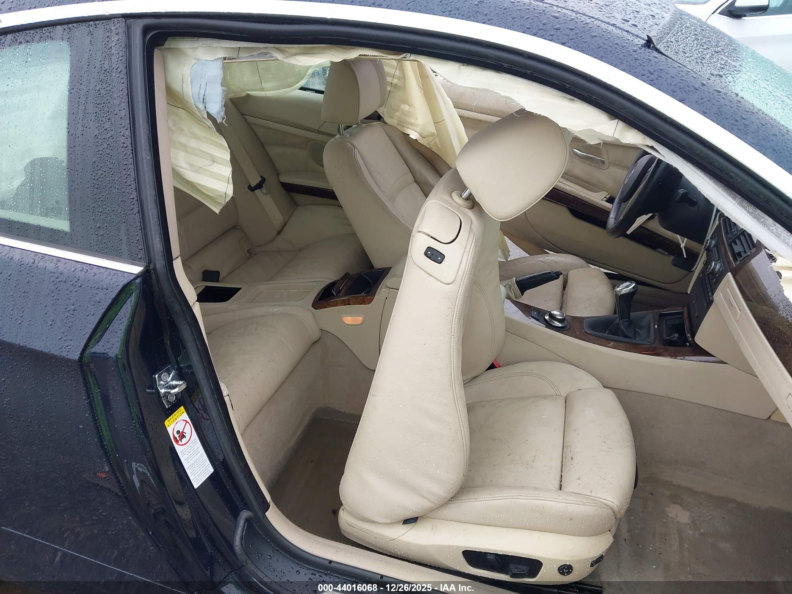 BMW 335I image 8