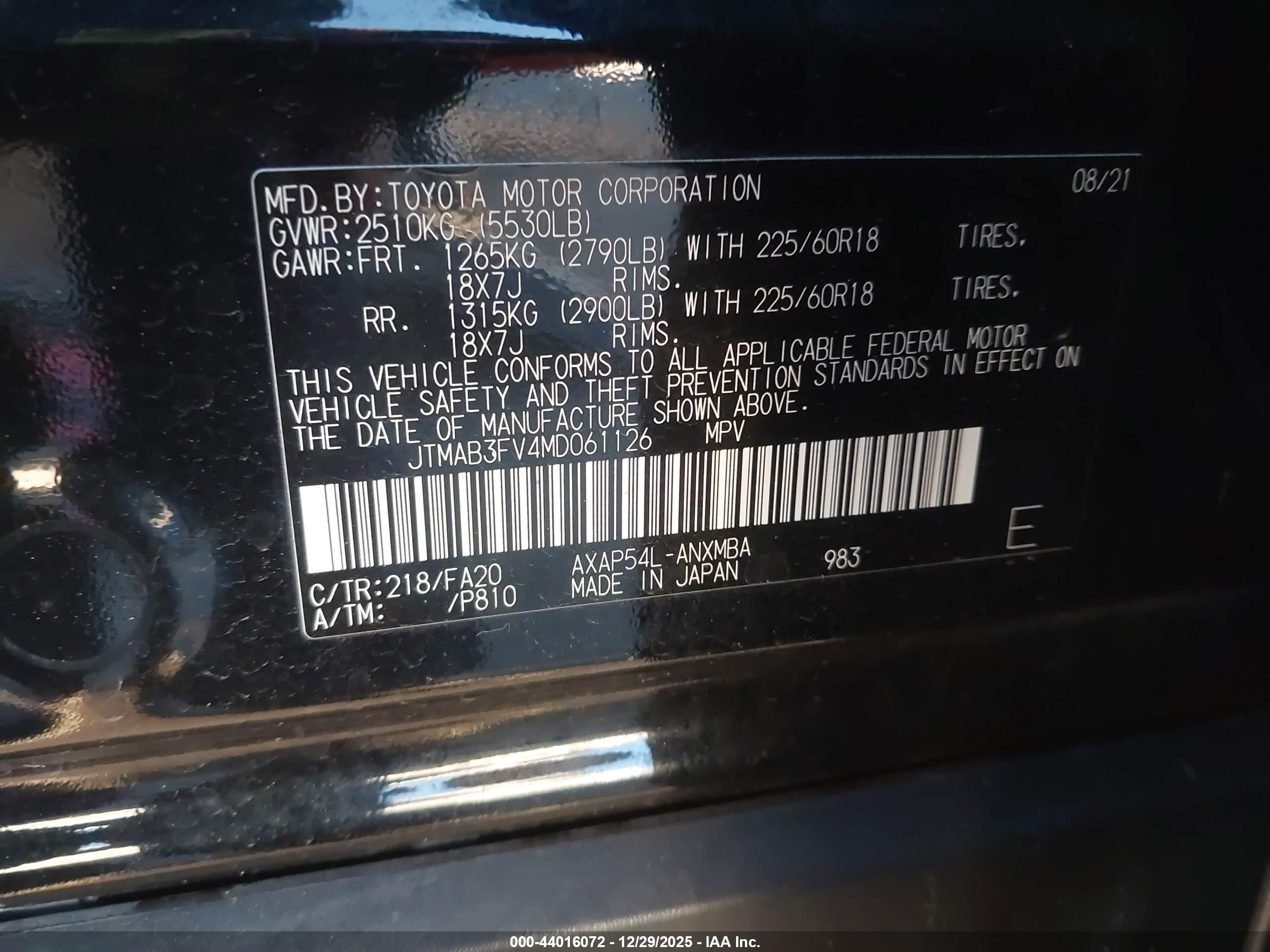 TOYOTA RAV4 image 9