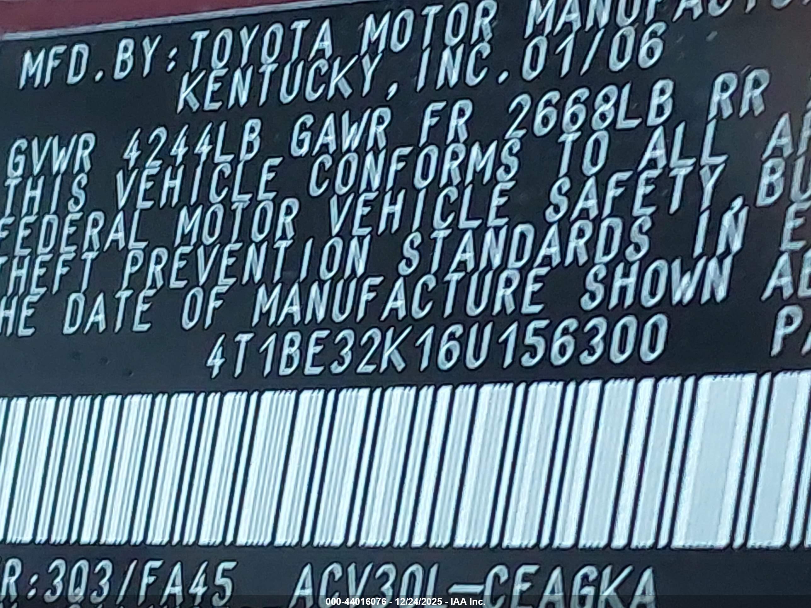 TOYOTA CAMRY image 9