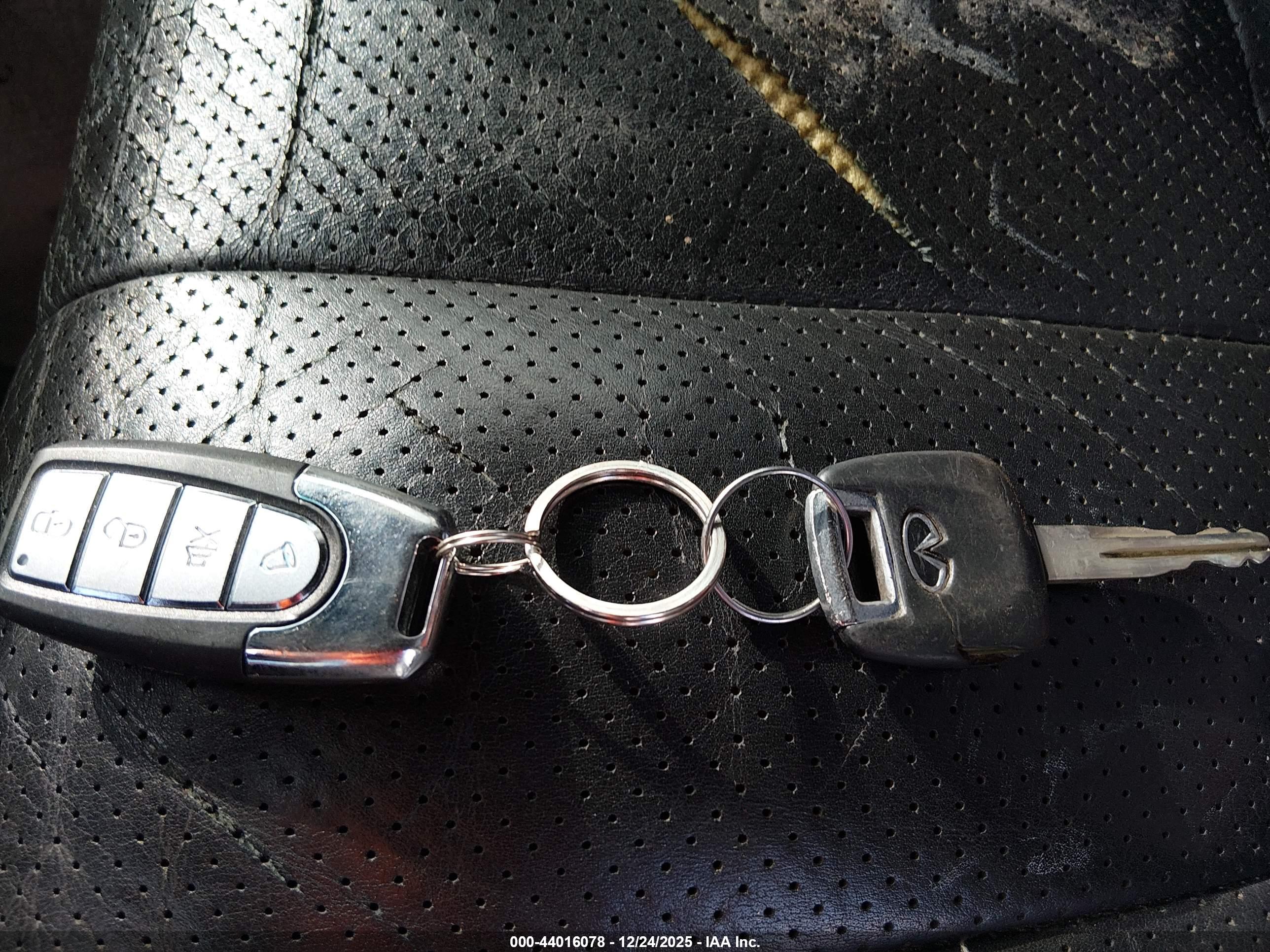 INFINITI G35 image 11