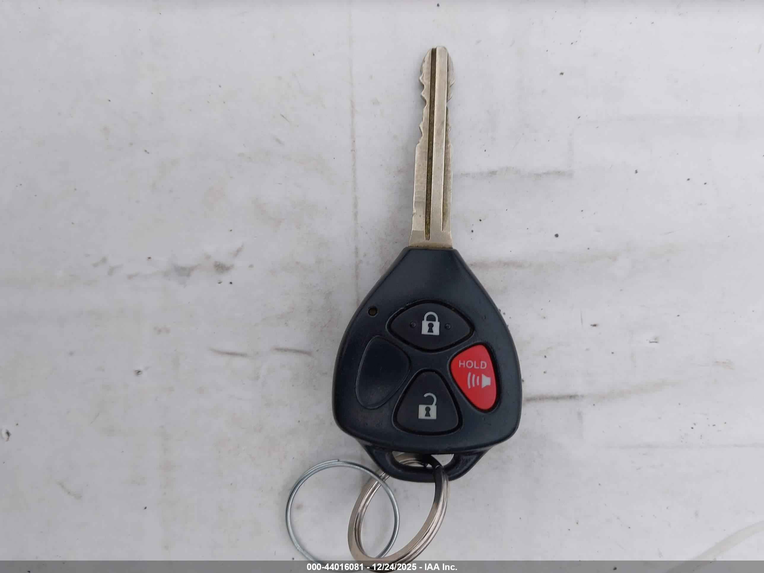 SCION XB image 11