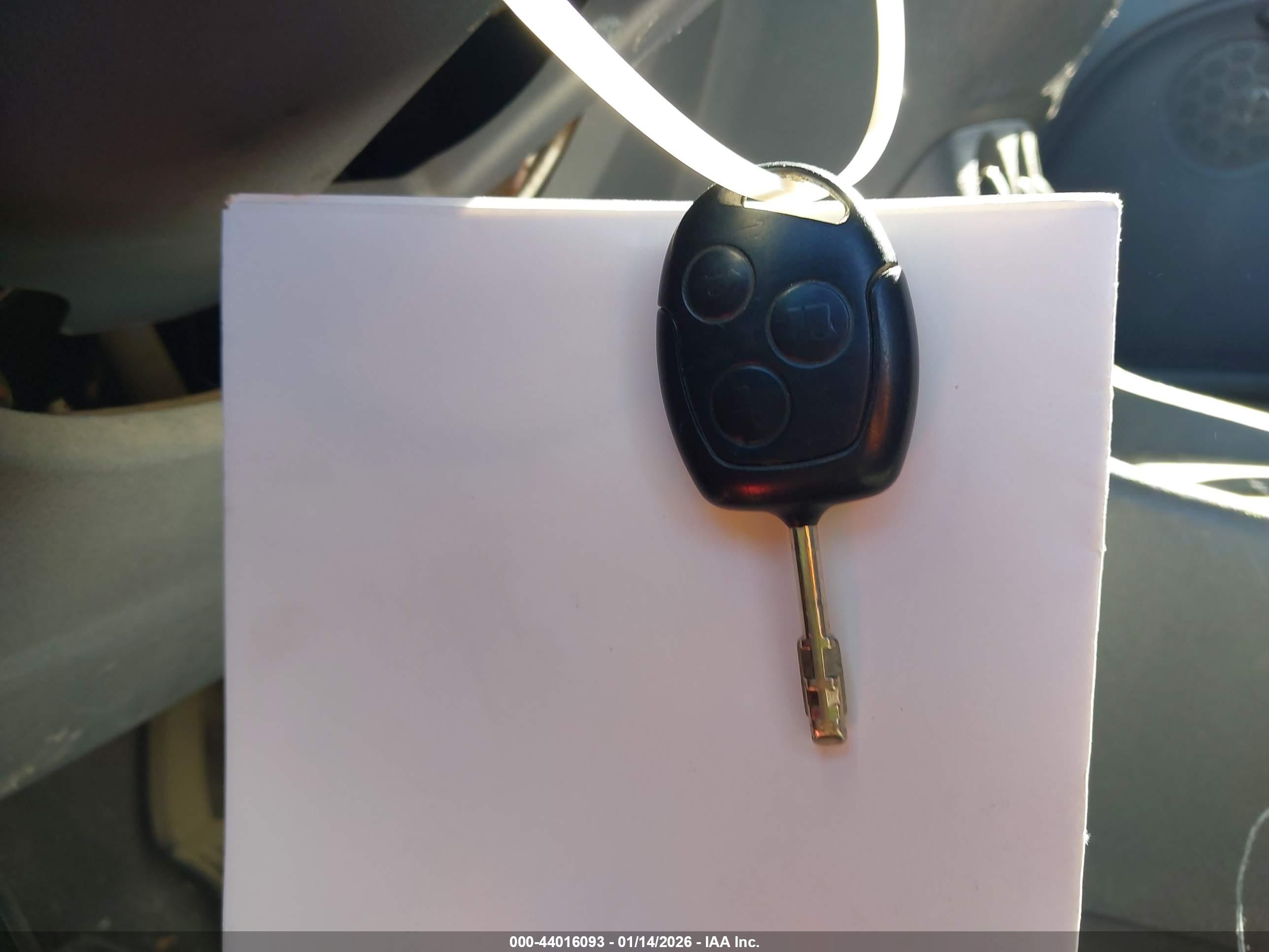 FORD TRANSIT image 11
