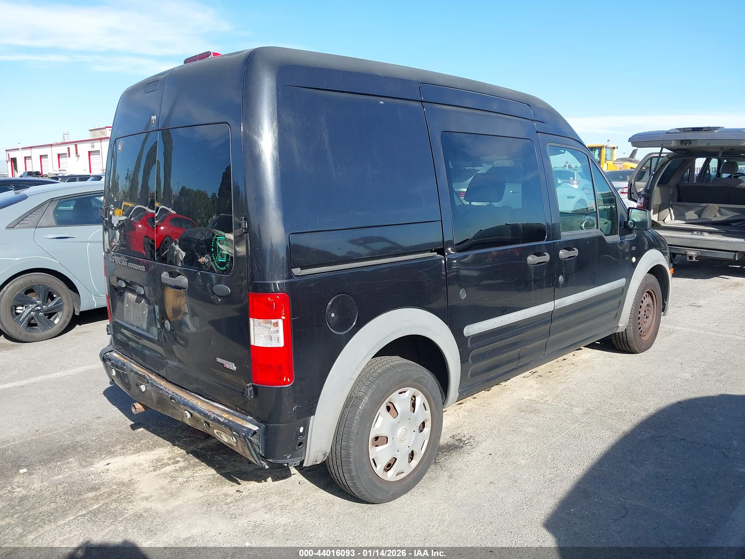 FORD TRANSIT image 4