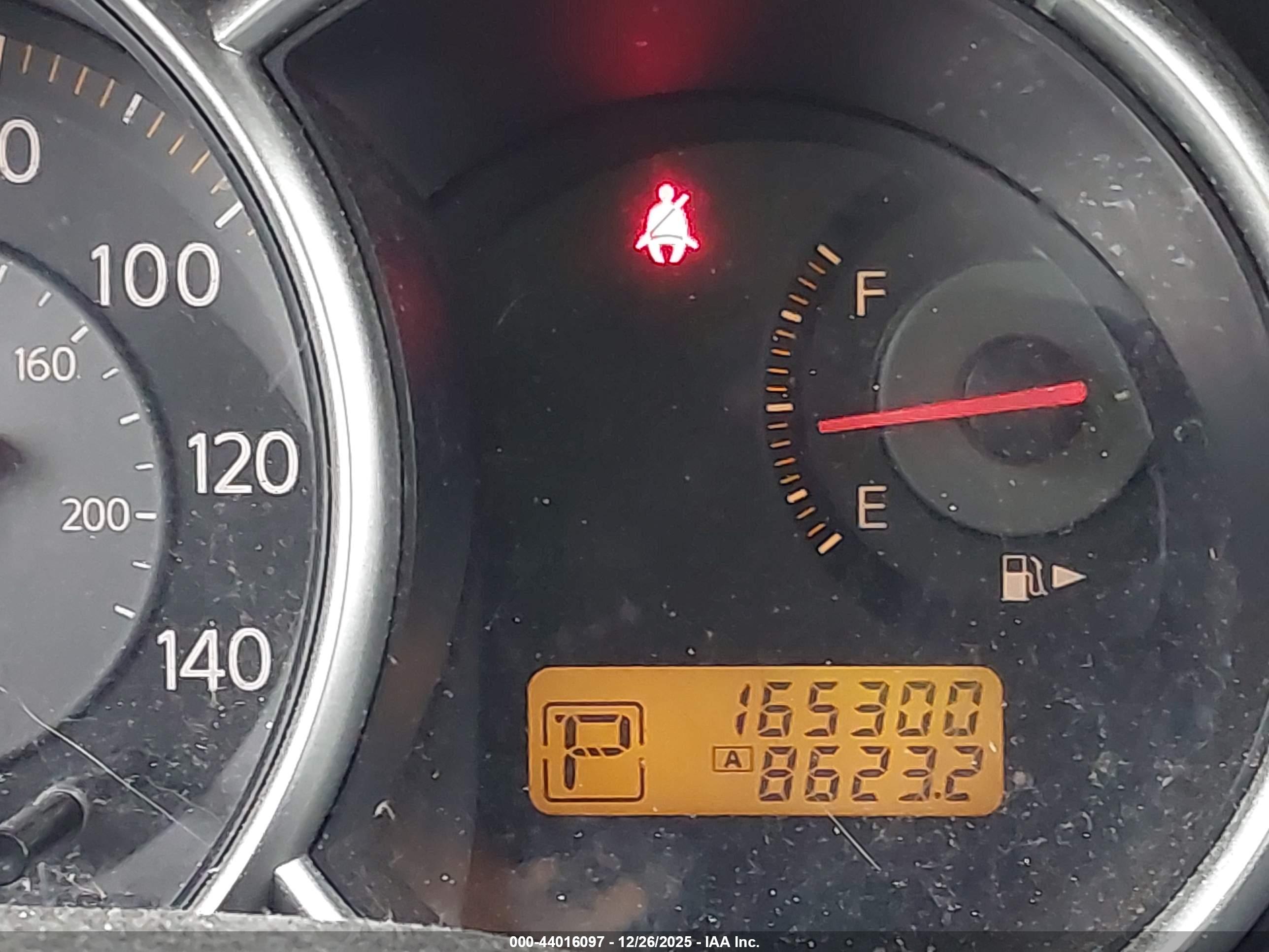 NISSAN VERSA image 7