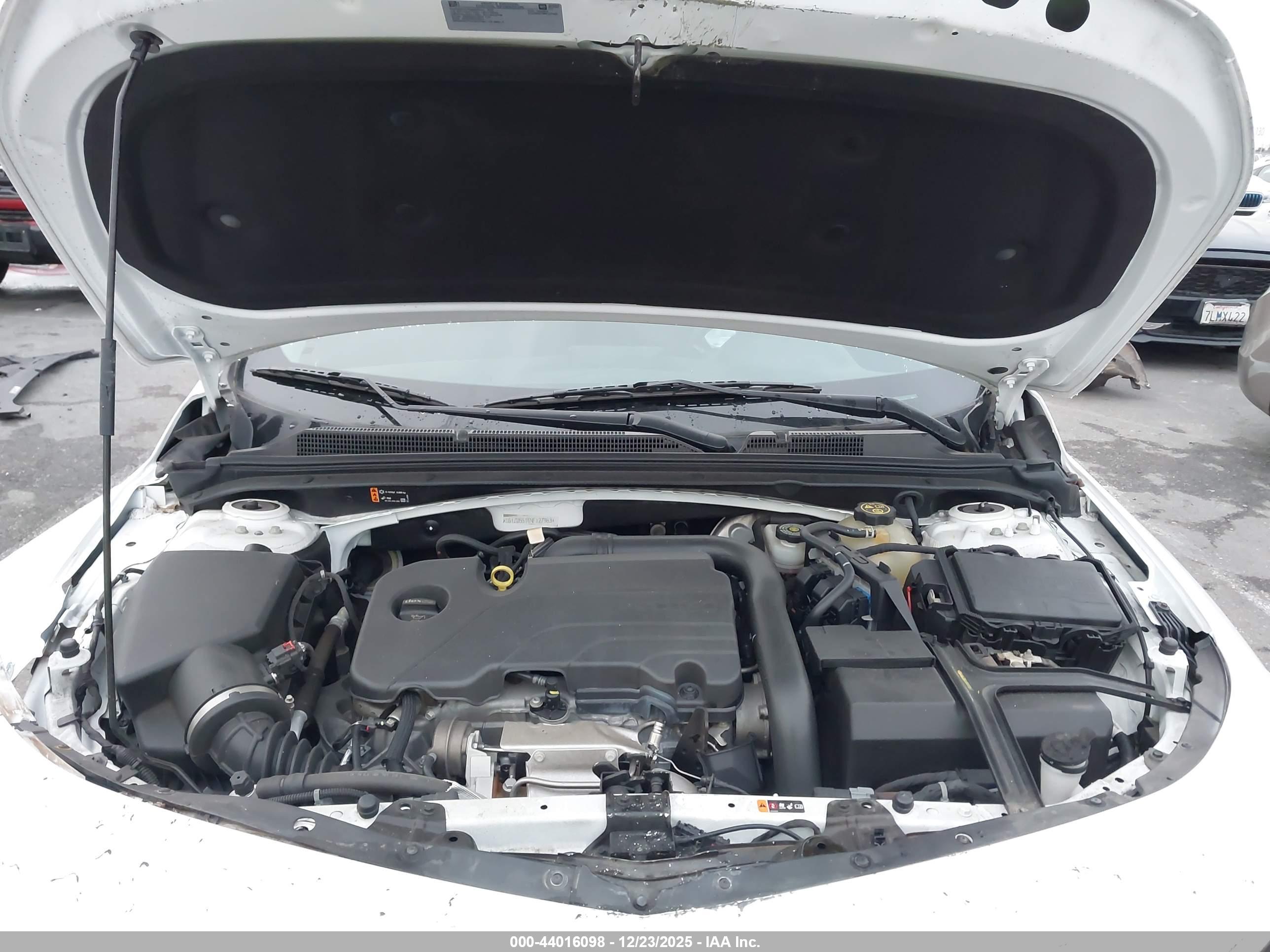 CHEVROLET MALIBU image 10