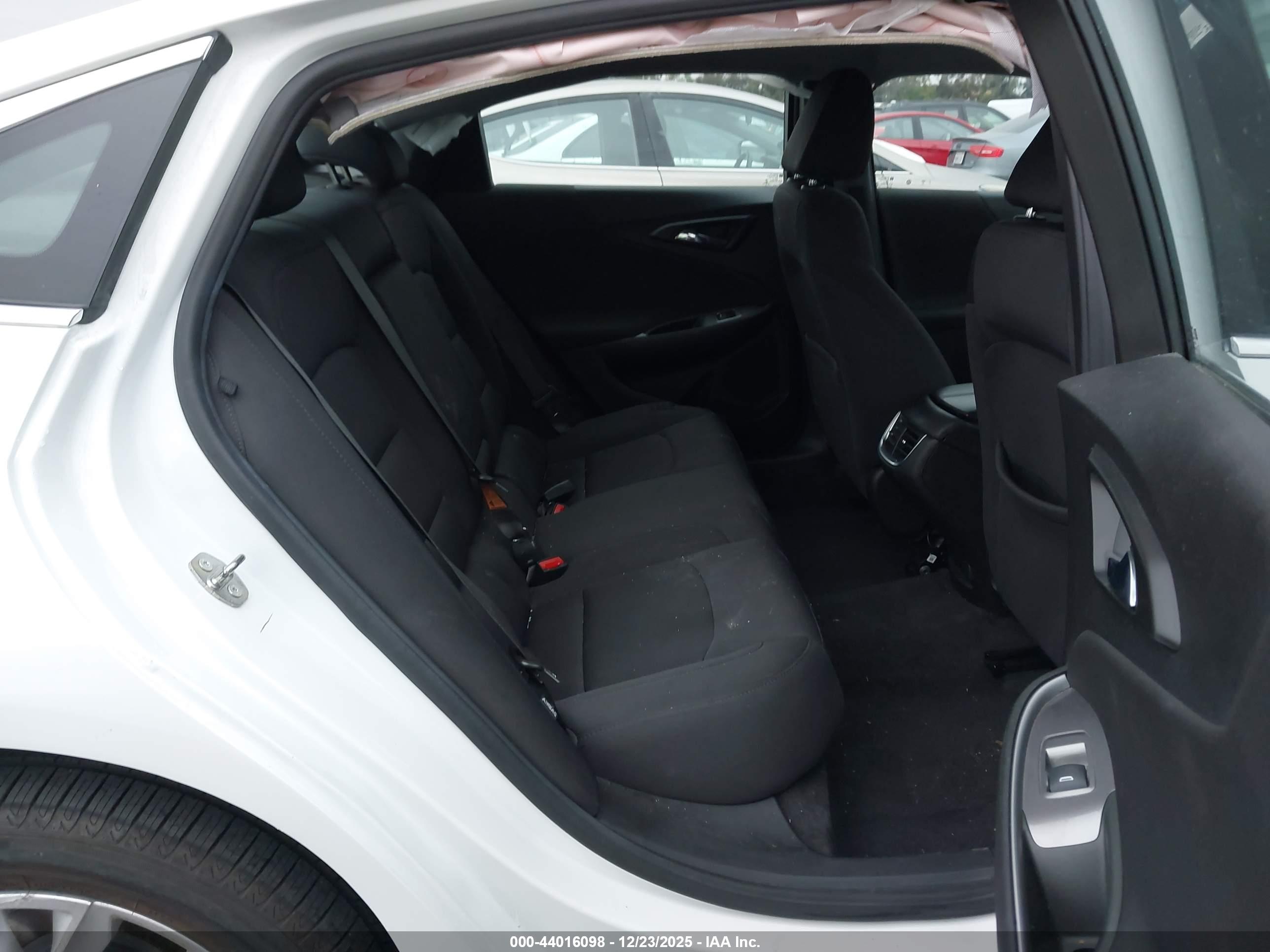 CHEVROLET MALIBU image 8