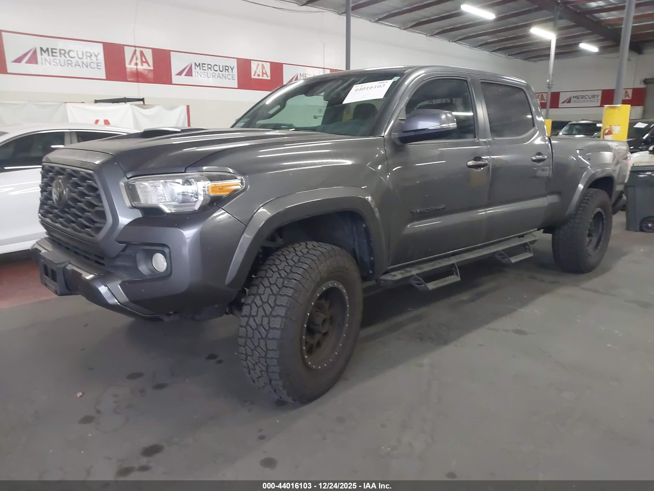 TOYOTA TACOMA image 2