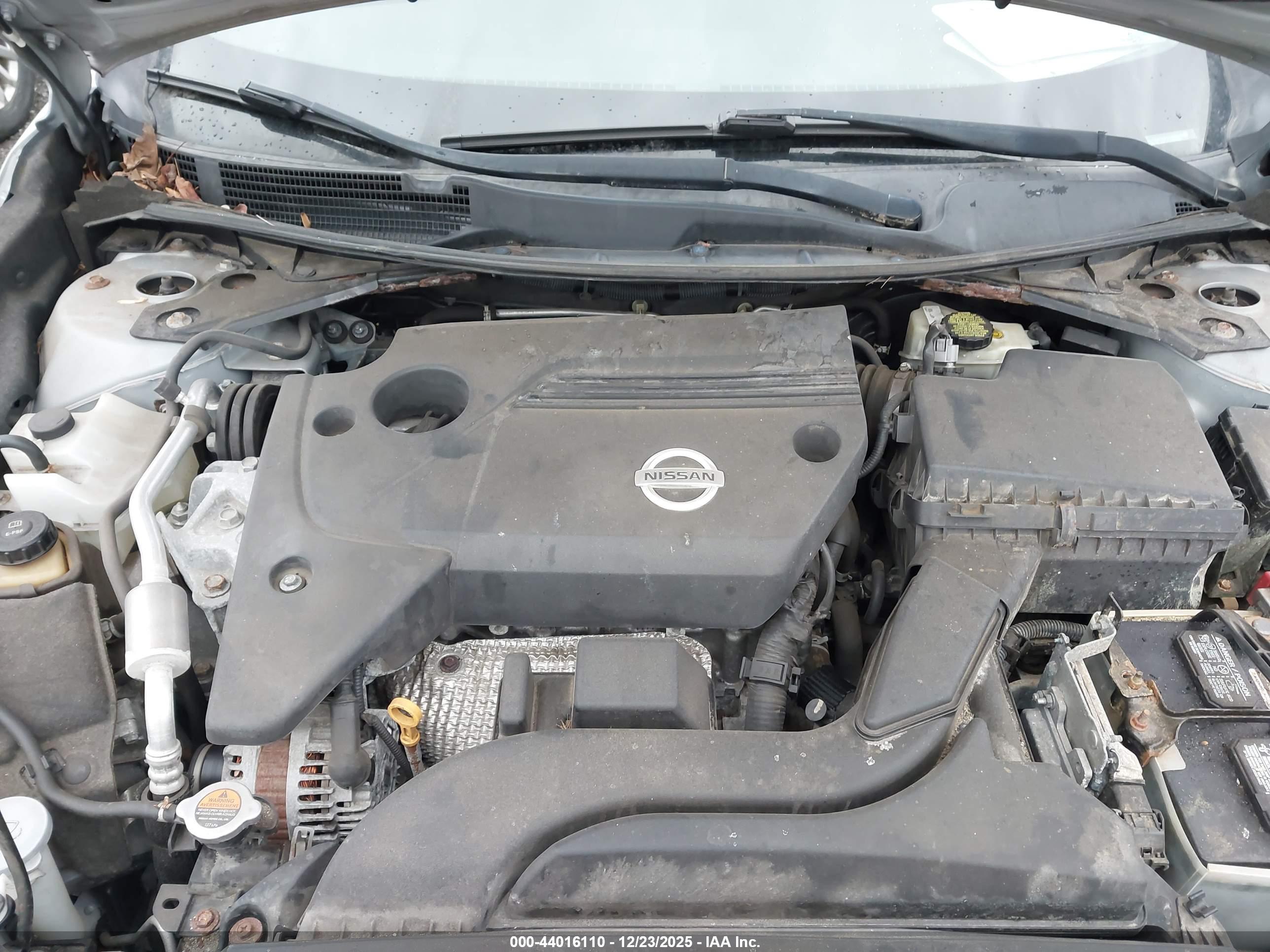 NISSAN ALTIMA image 10