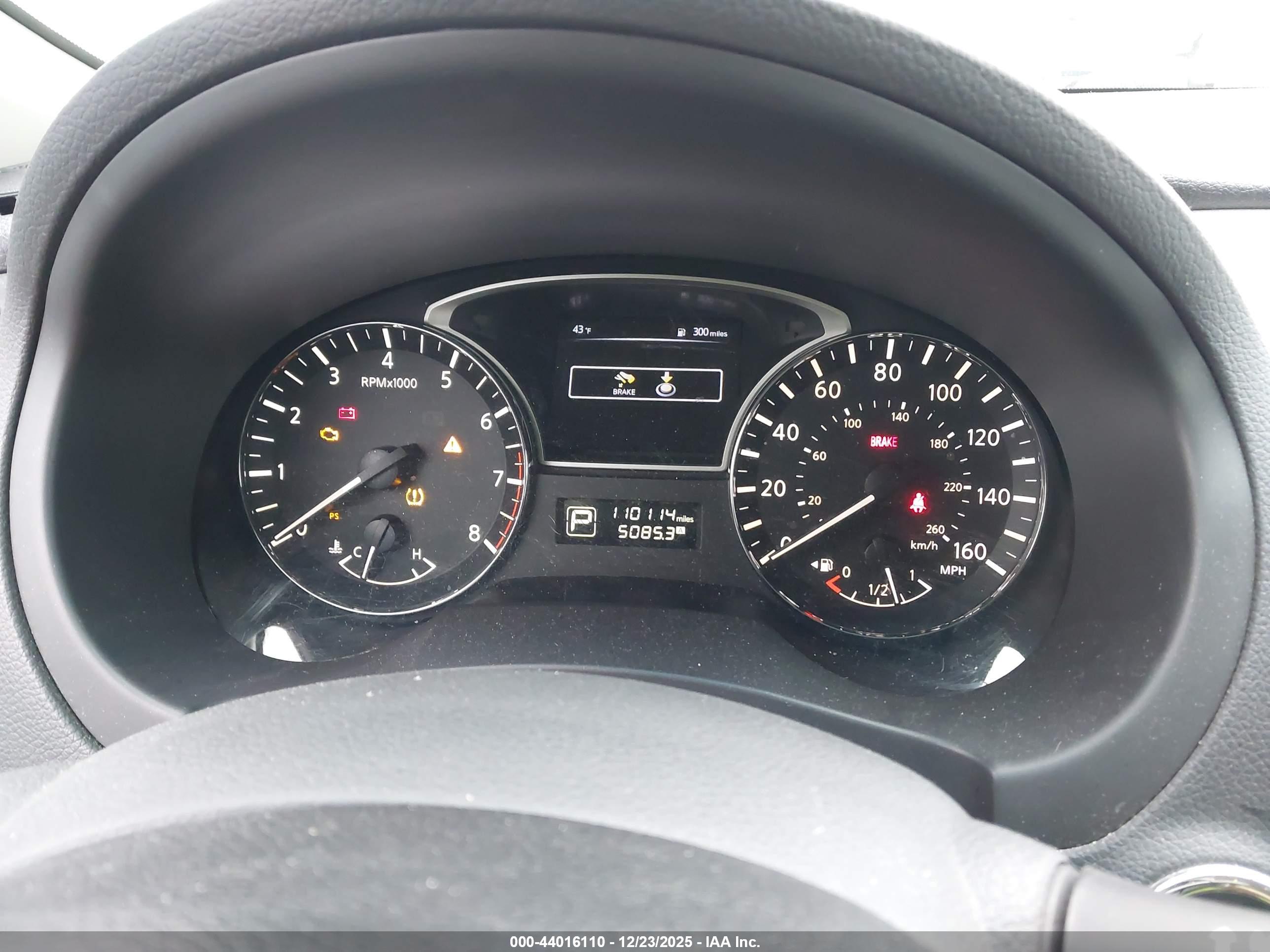 NISSAN ALTIMA image 7