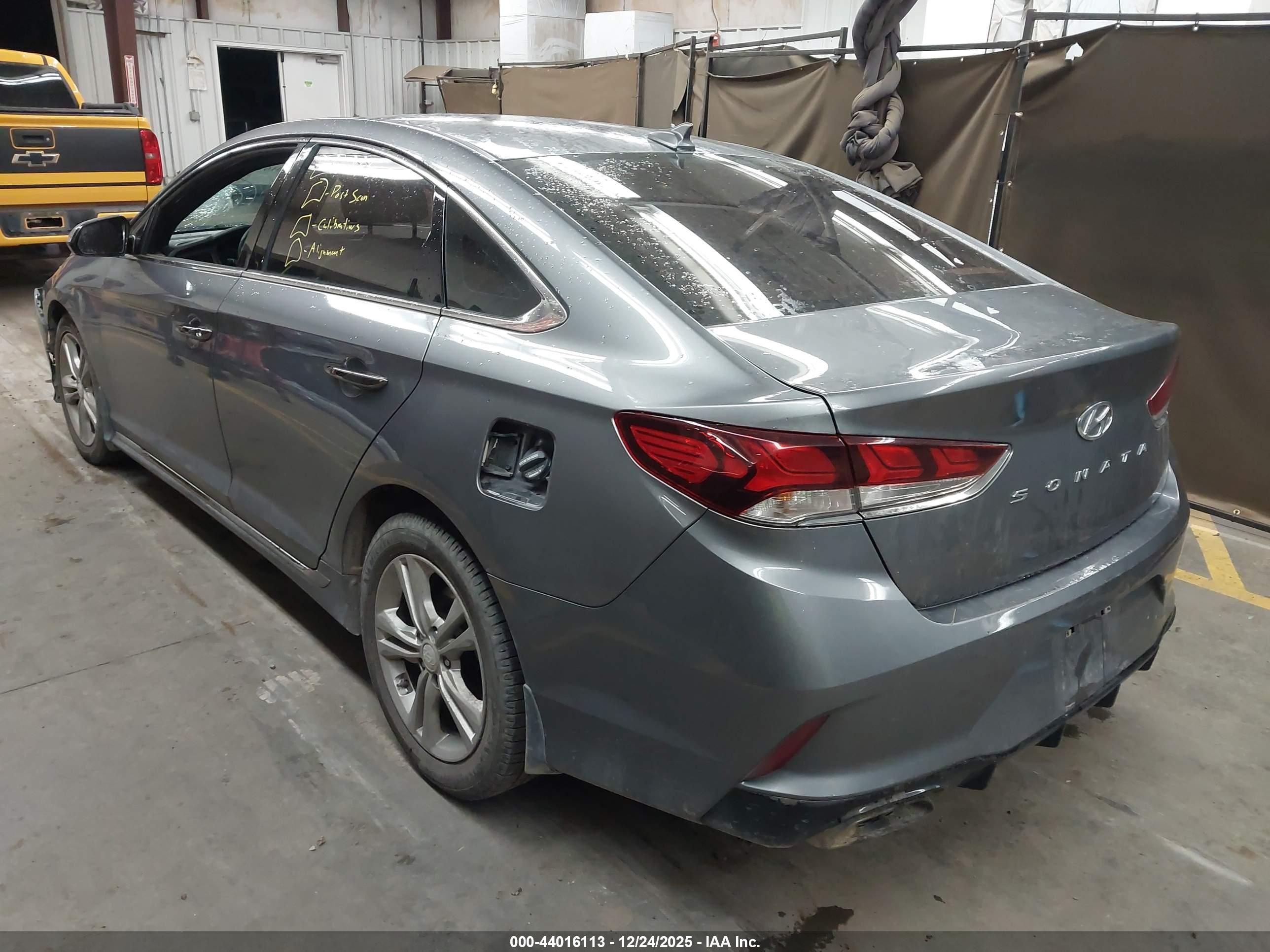 HYUNDAI SONATA image 3