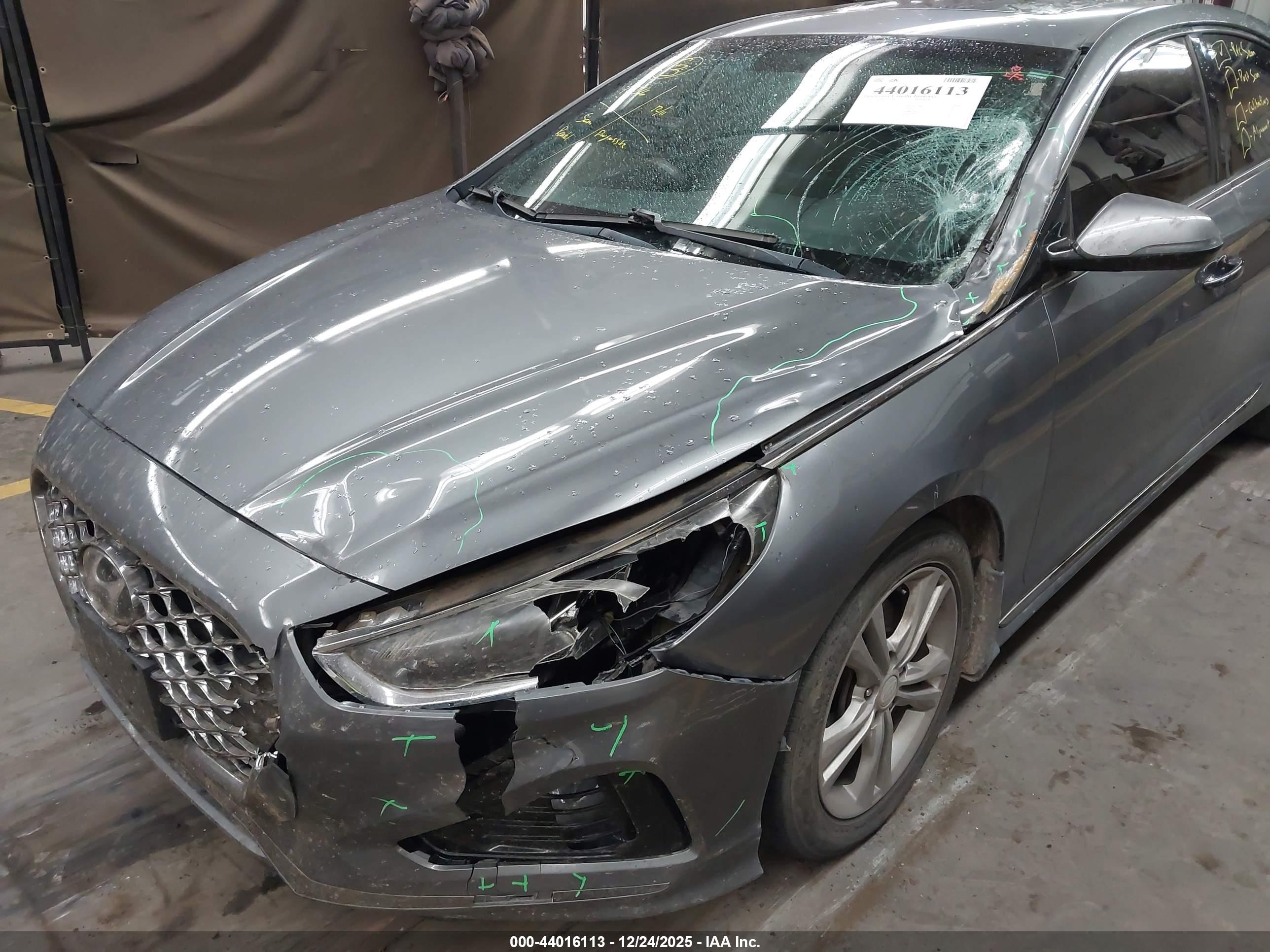 HYUNDAI SONATA image 6