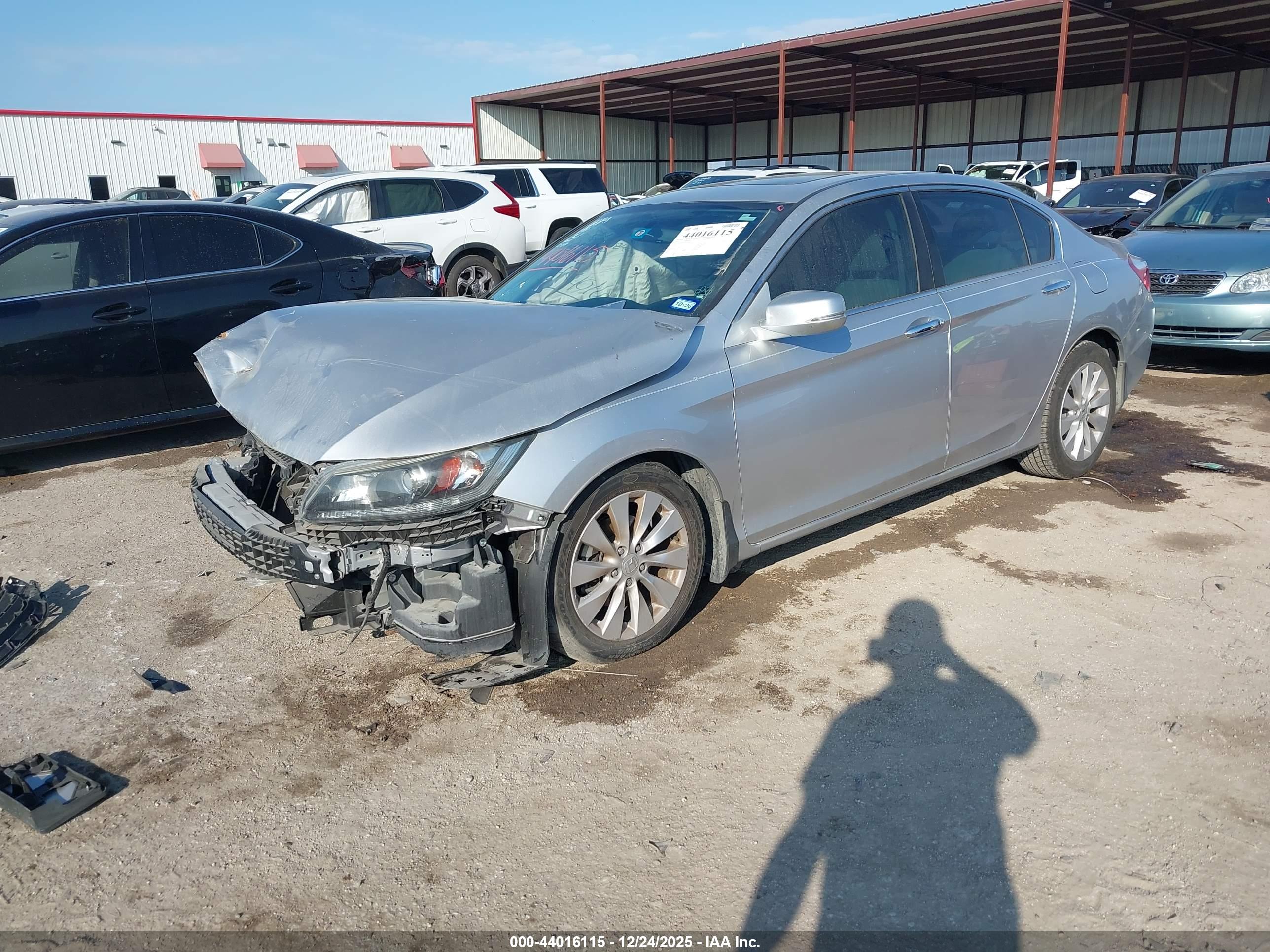 HONDA ACCORD image 2