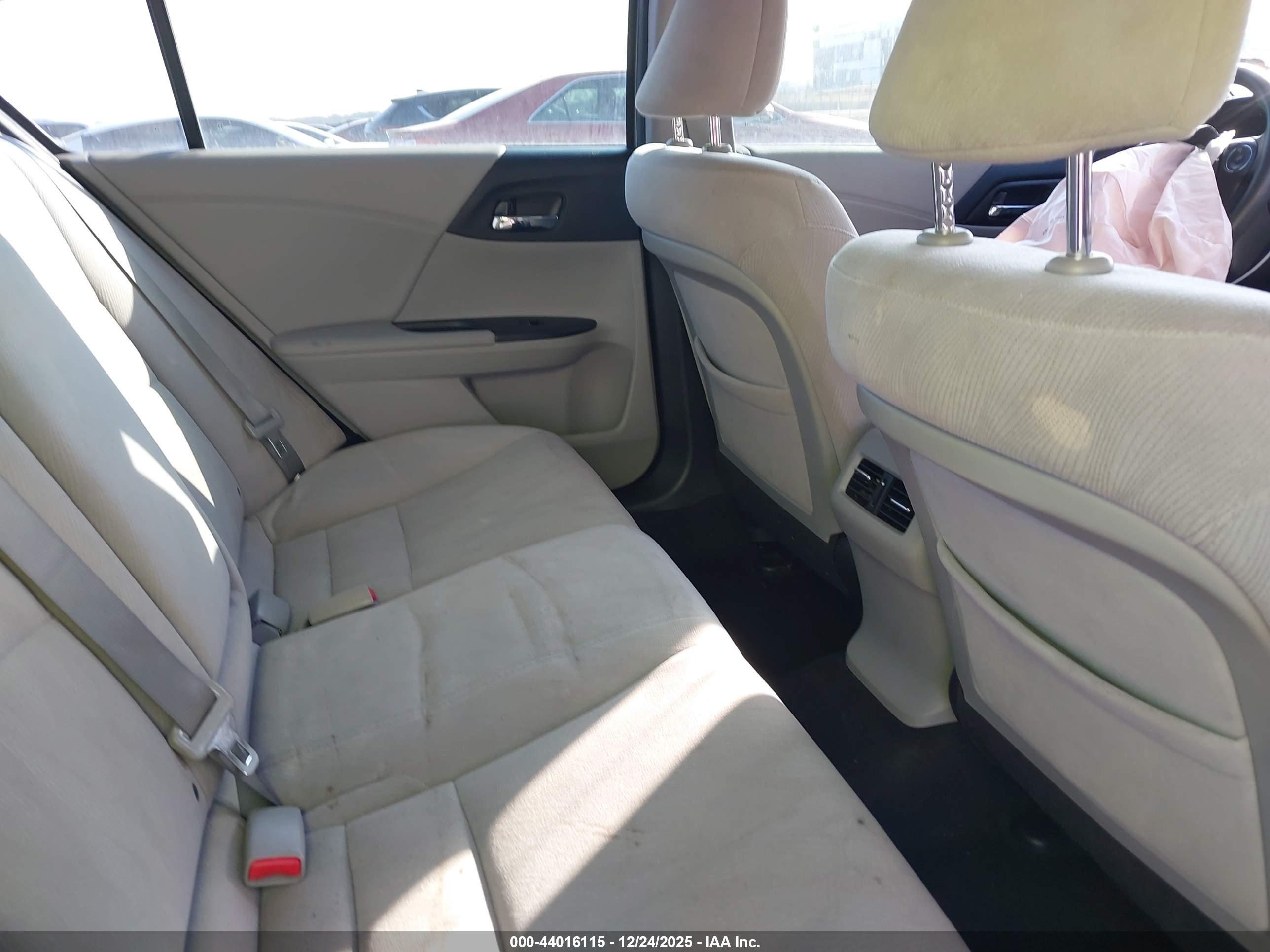 HONDA ACCORD image 8