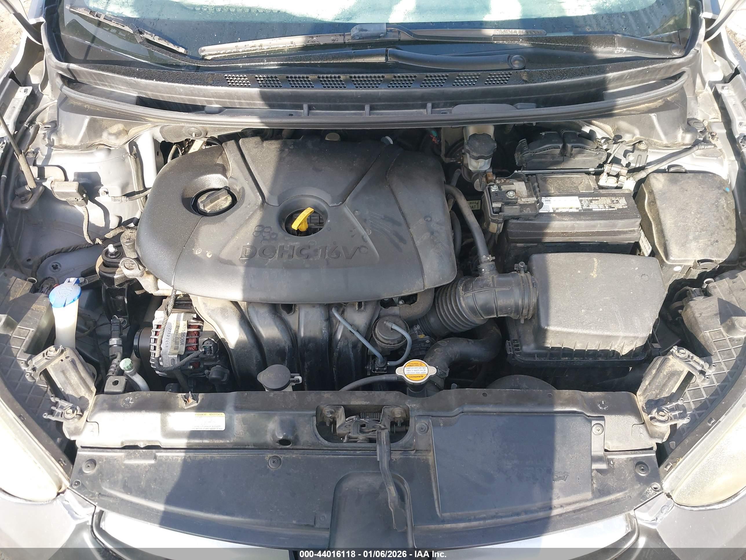 HYUNDAI ELANTRA image 10