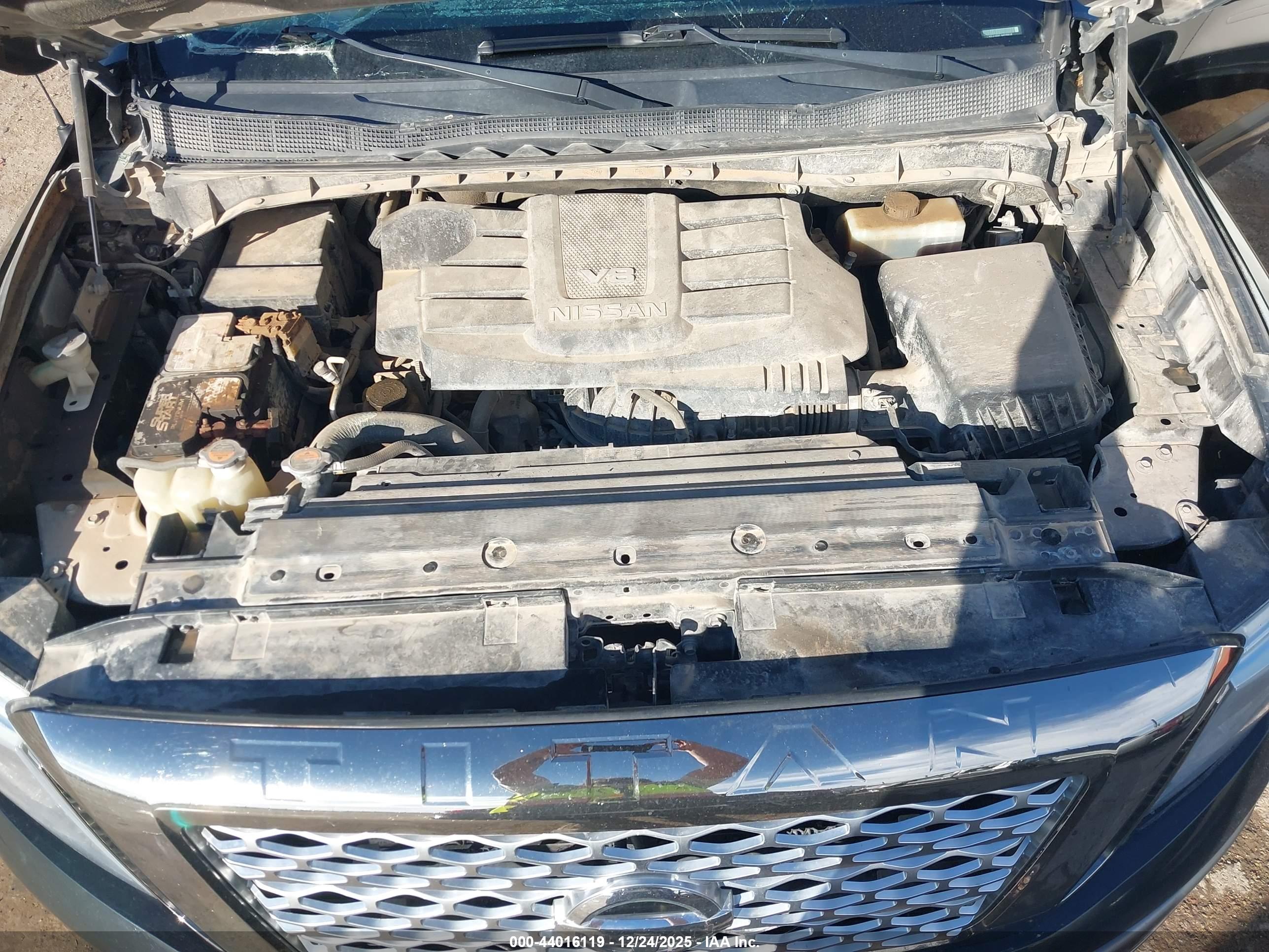 NISSAN TITAN image 10