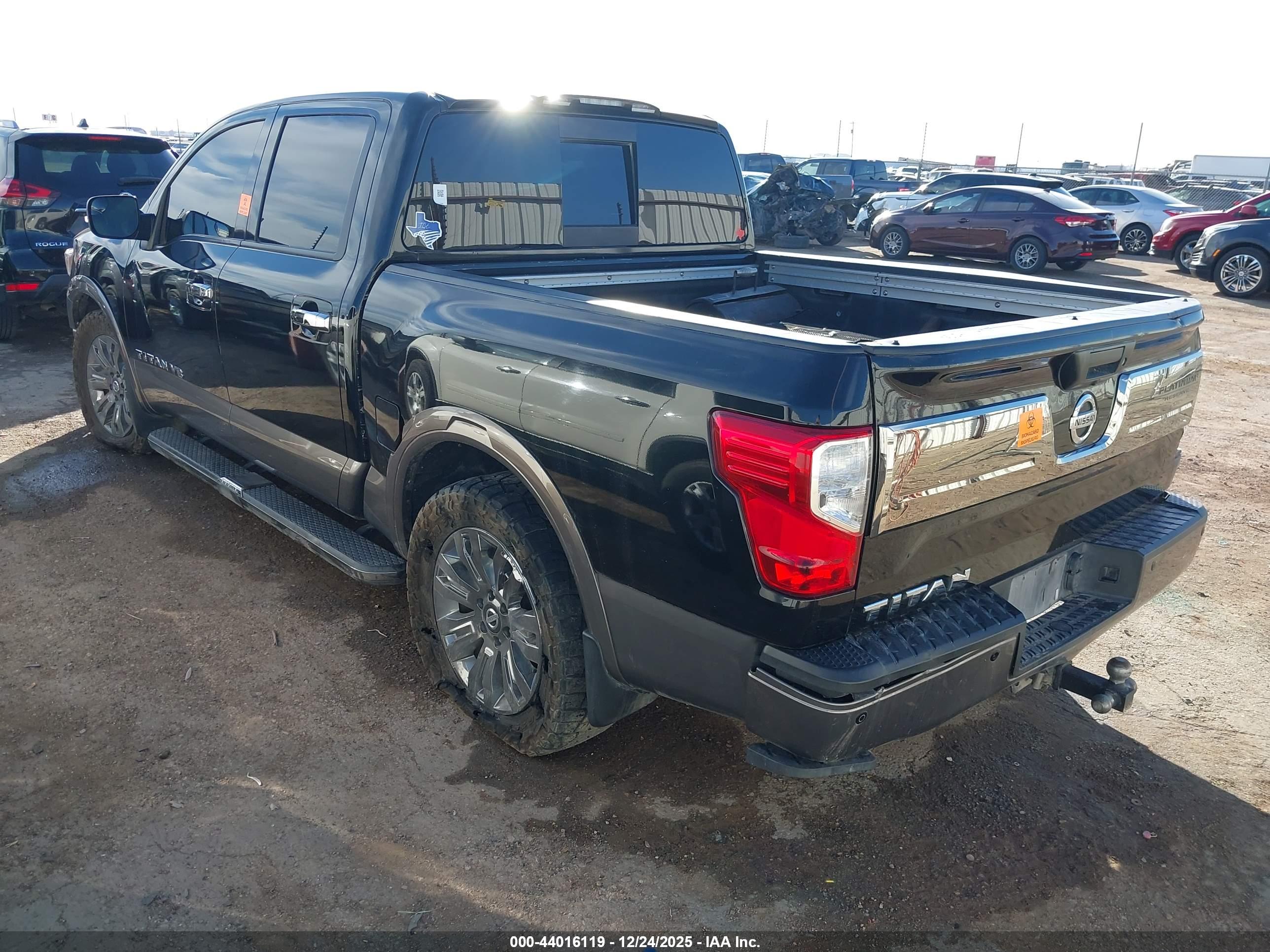 NISSAN TITAN image 3
