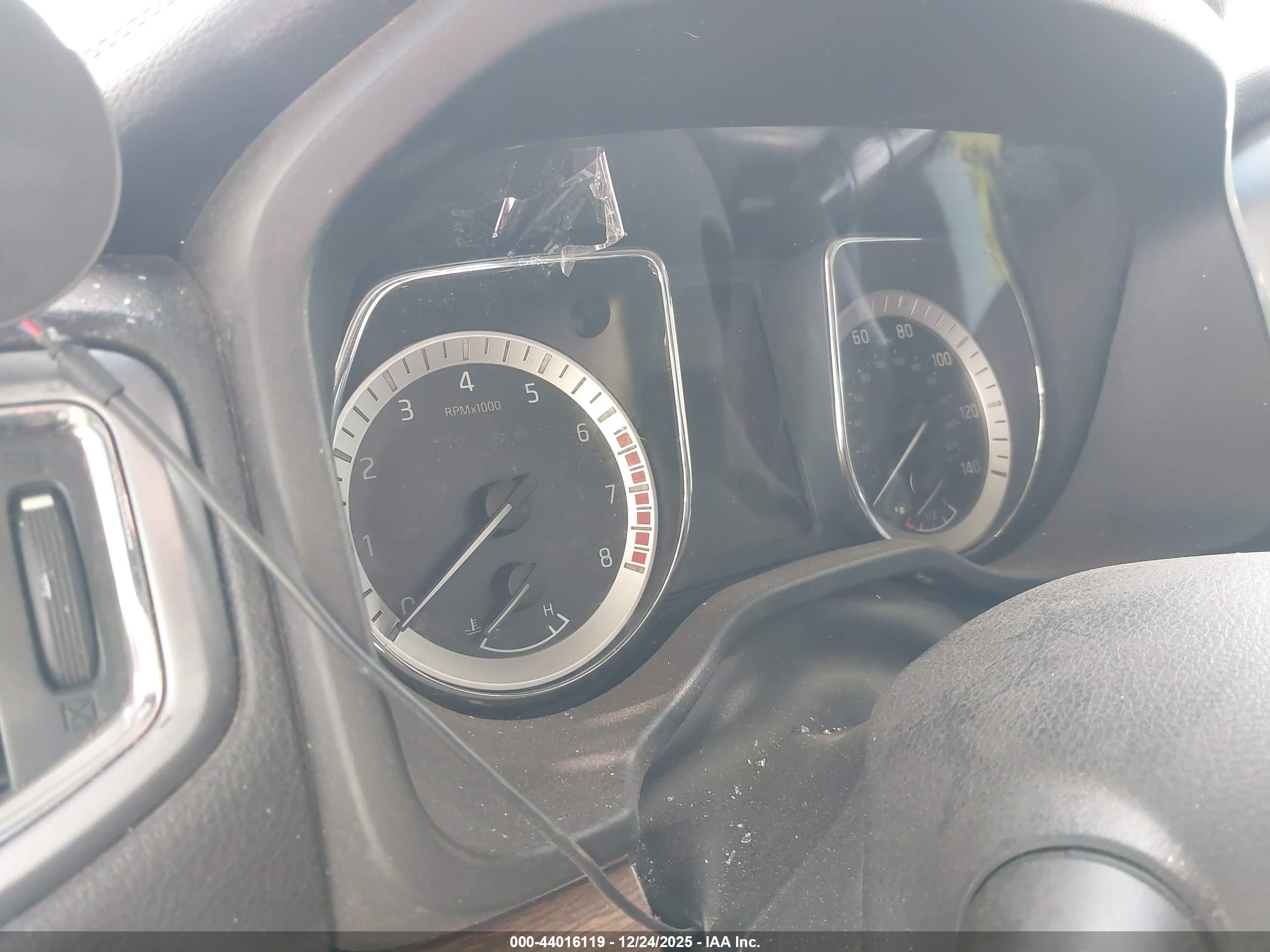 NISSAN TITAN image 7