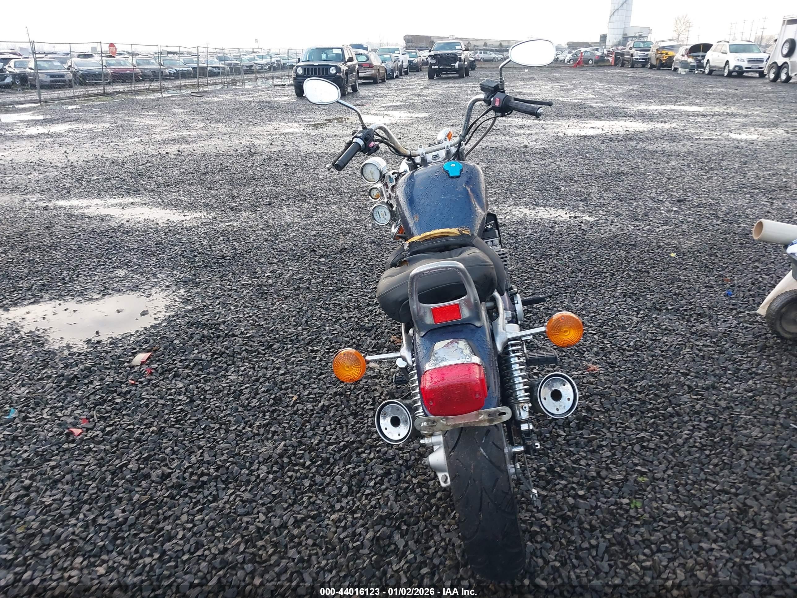 YAMAHA XJ700 image 6