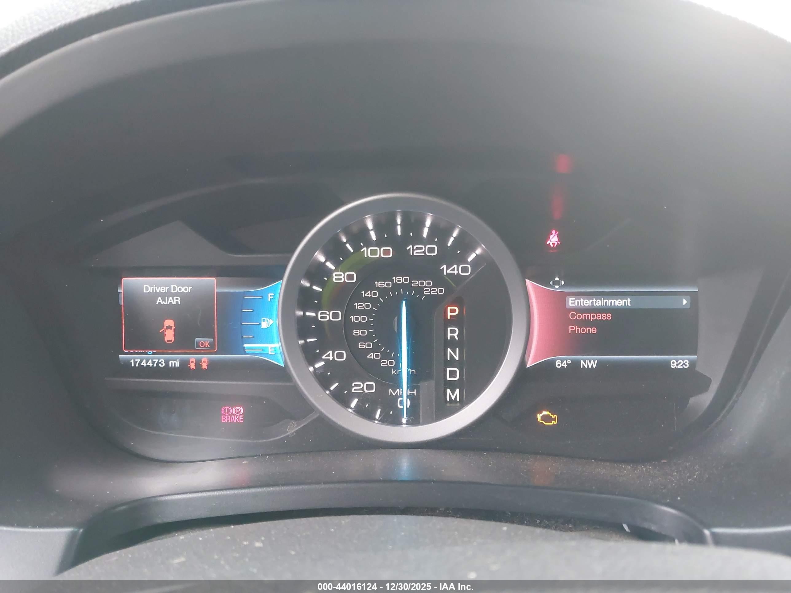 FORD EXPLORER image 7