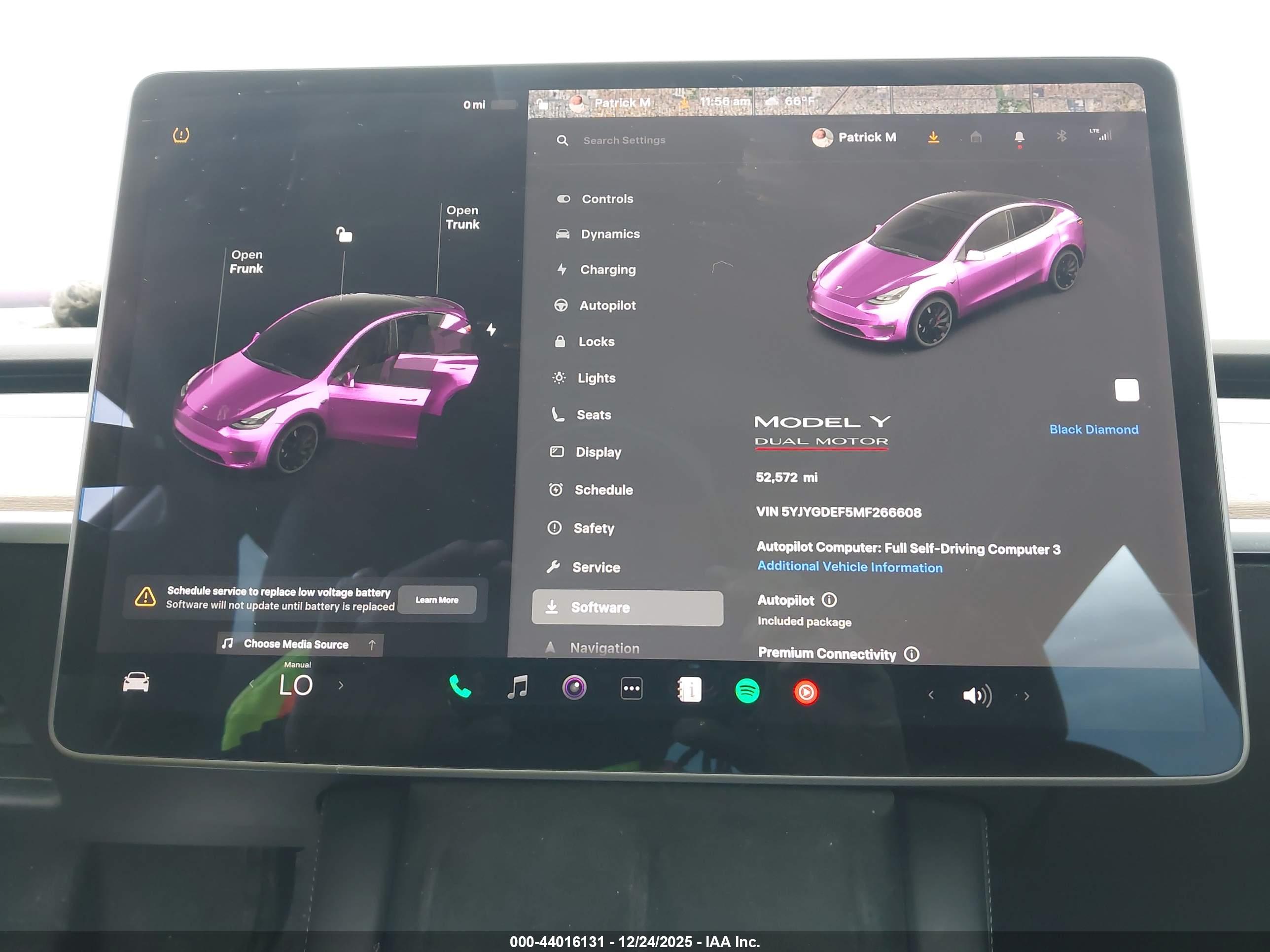 TESLA MODEL image 7