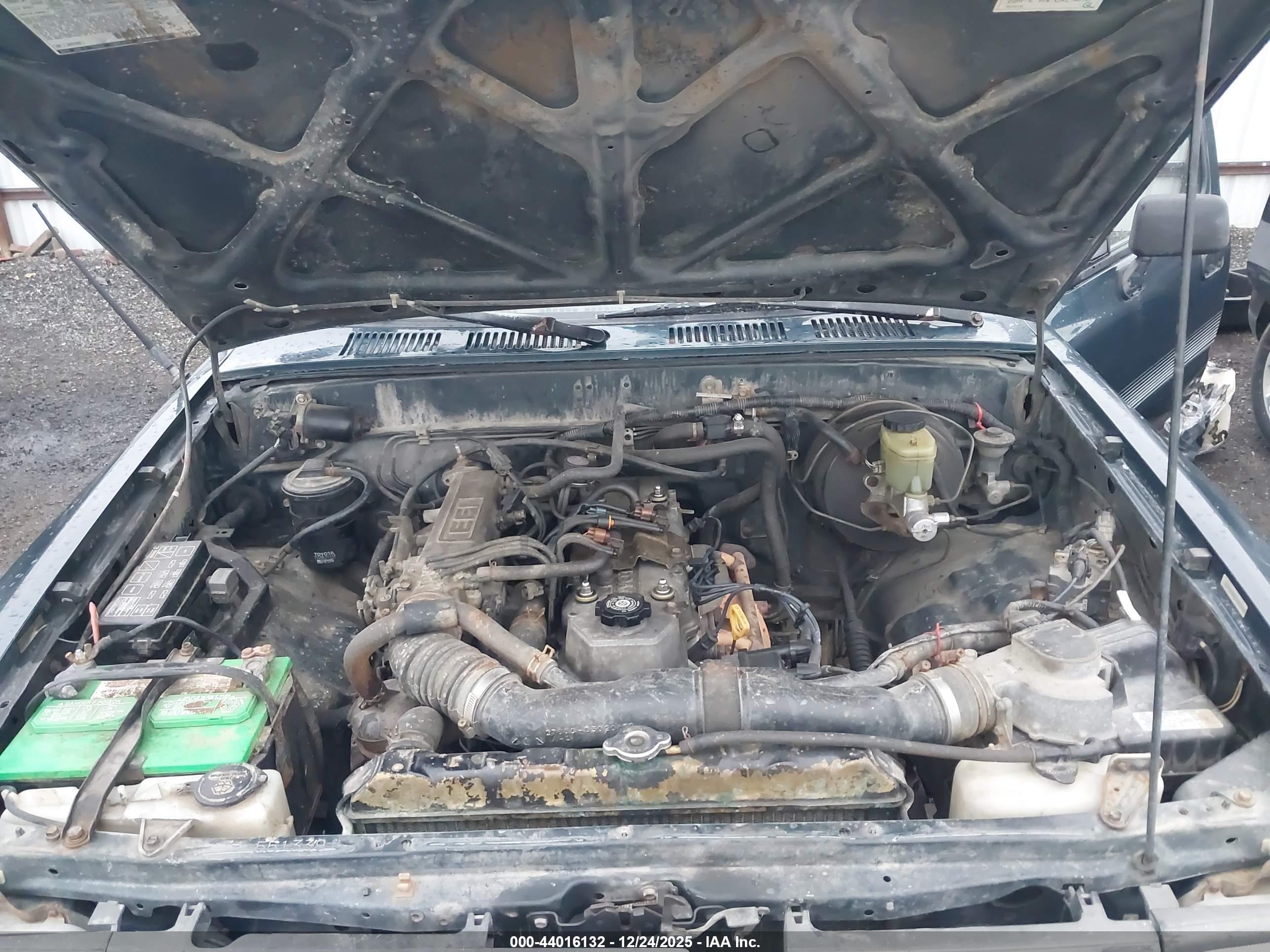 TOYOTA PICKUP image 10